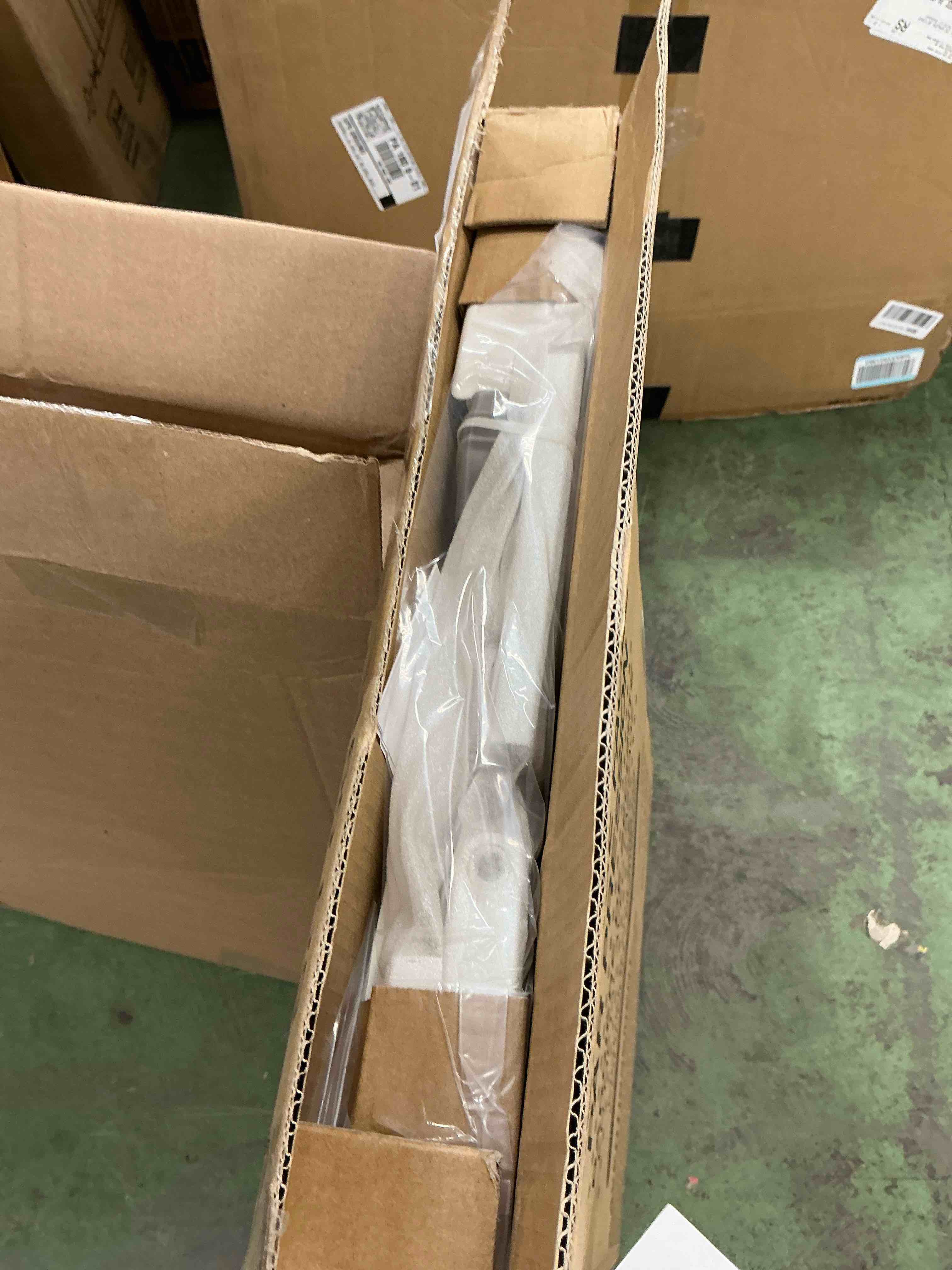 https://s3.amazonaws.com/lotting-images-prod/EmanualPiazza/PNK3440527_1756835301010.jpeg
