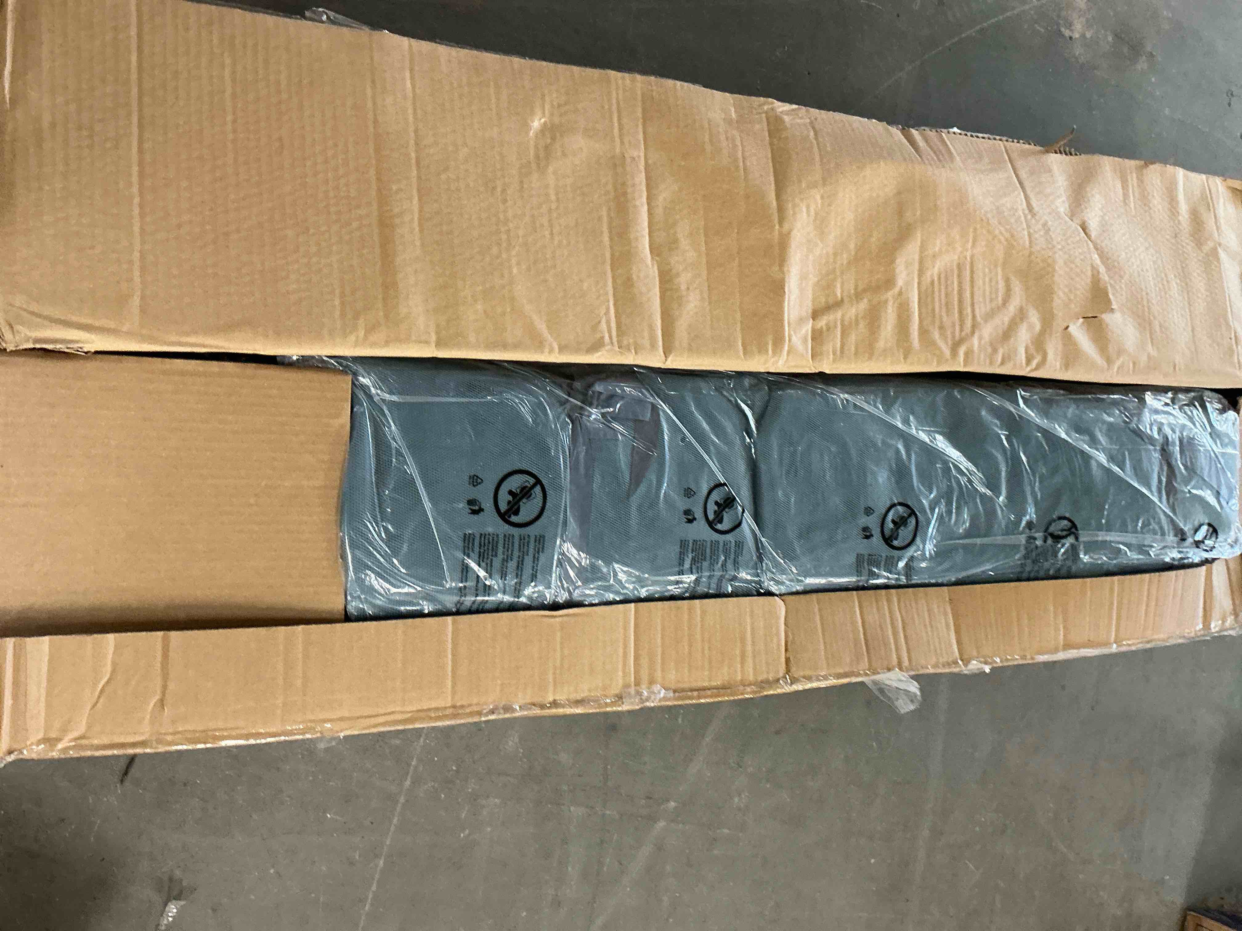 https://s3.amazonaws.com/lotting-images-prod/EmanualPiazza/PNK3440548_1756914237784.jpeg