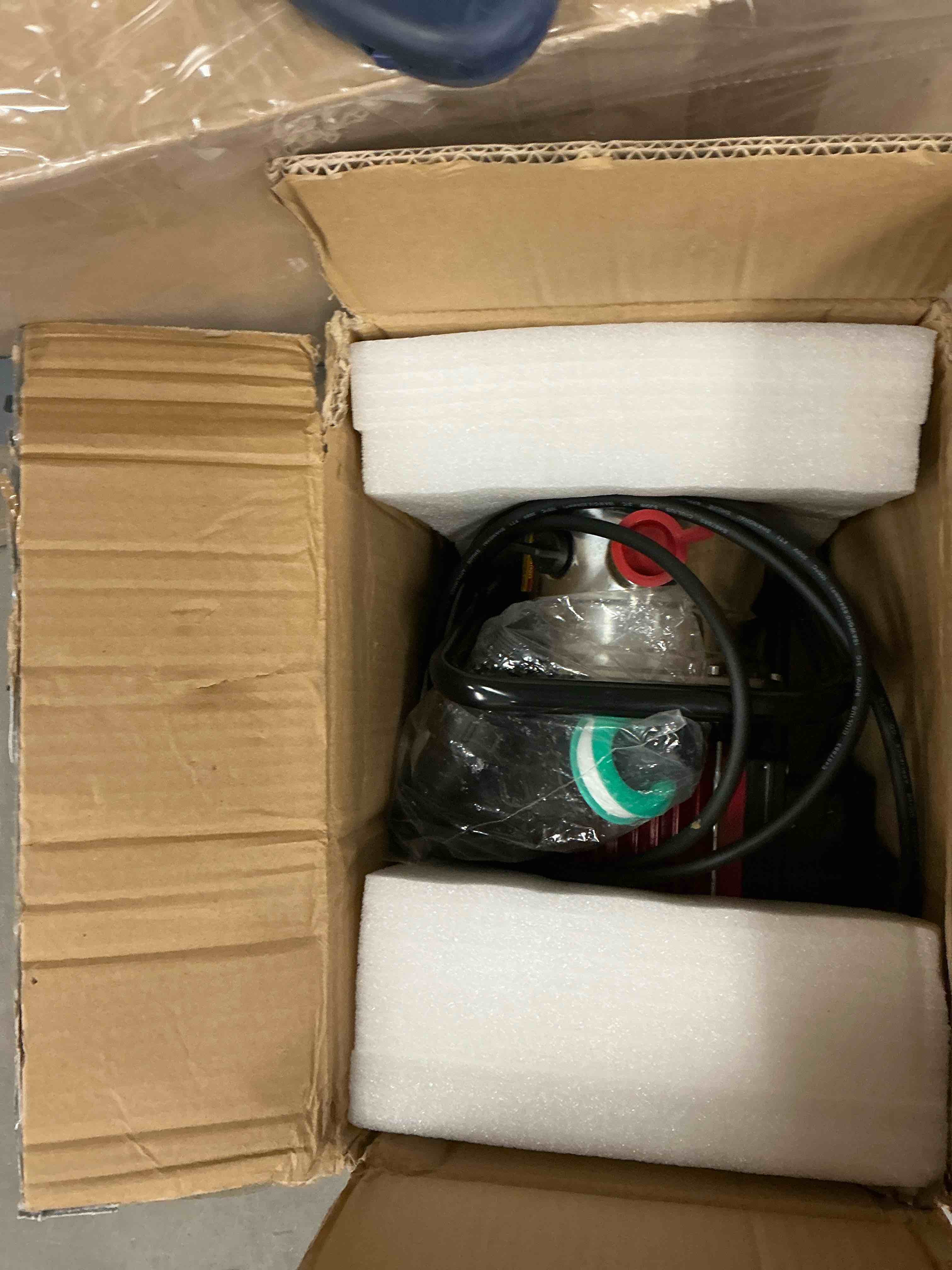 https://s3.amazonaws.com/lotting-images-prod/EmanualPiazza/PNK3440562_1756912901121.jpeg