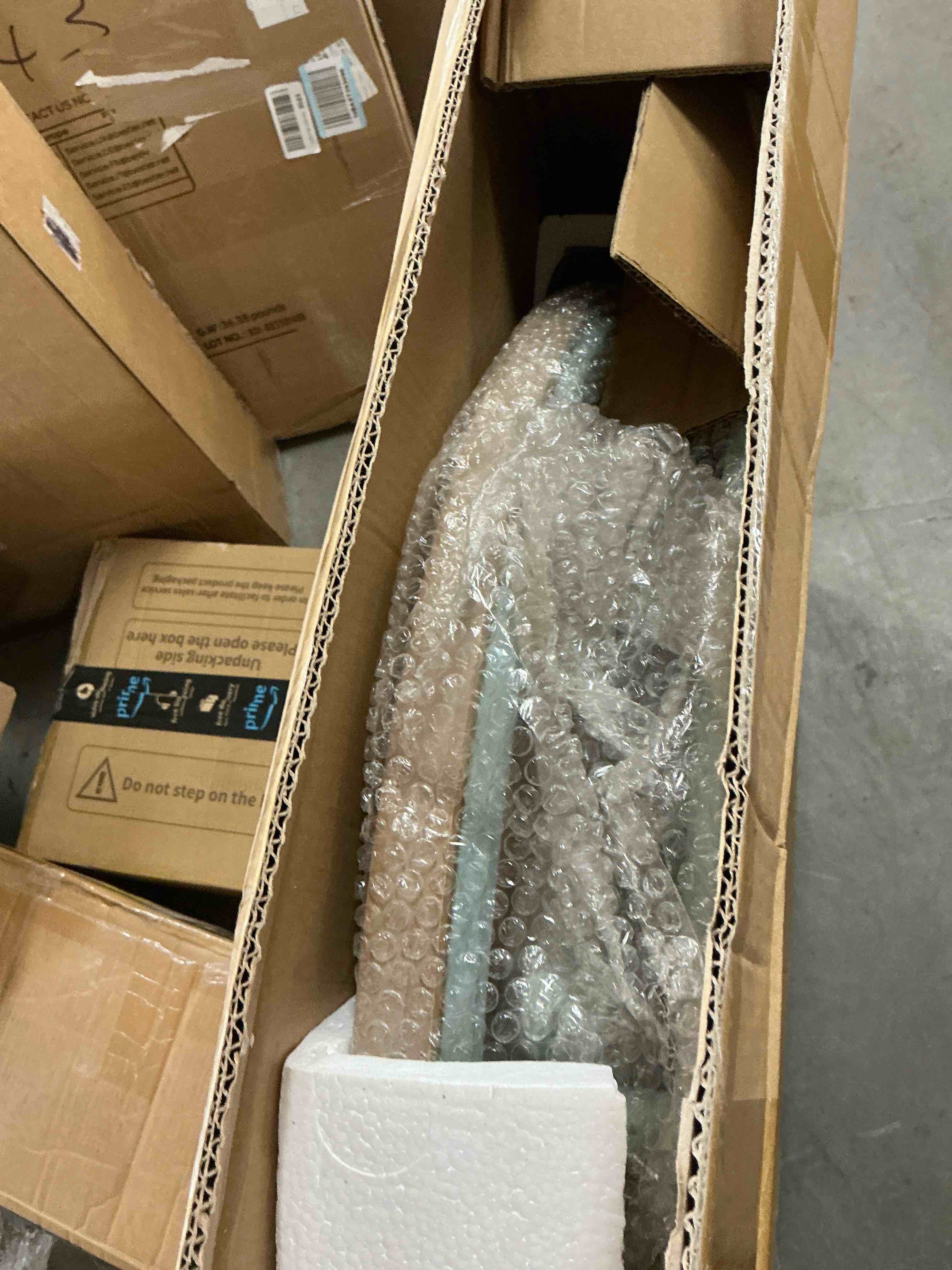 https://s3.amazonaws.com/lotting-images-prod/EmanualPiazza/PNK3440587_1756915798194.jpeg