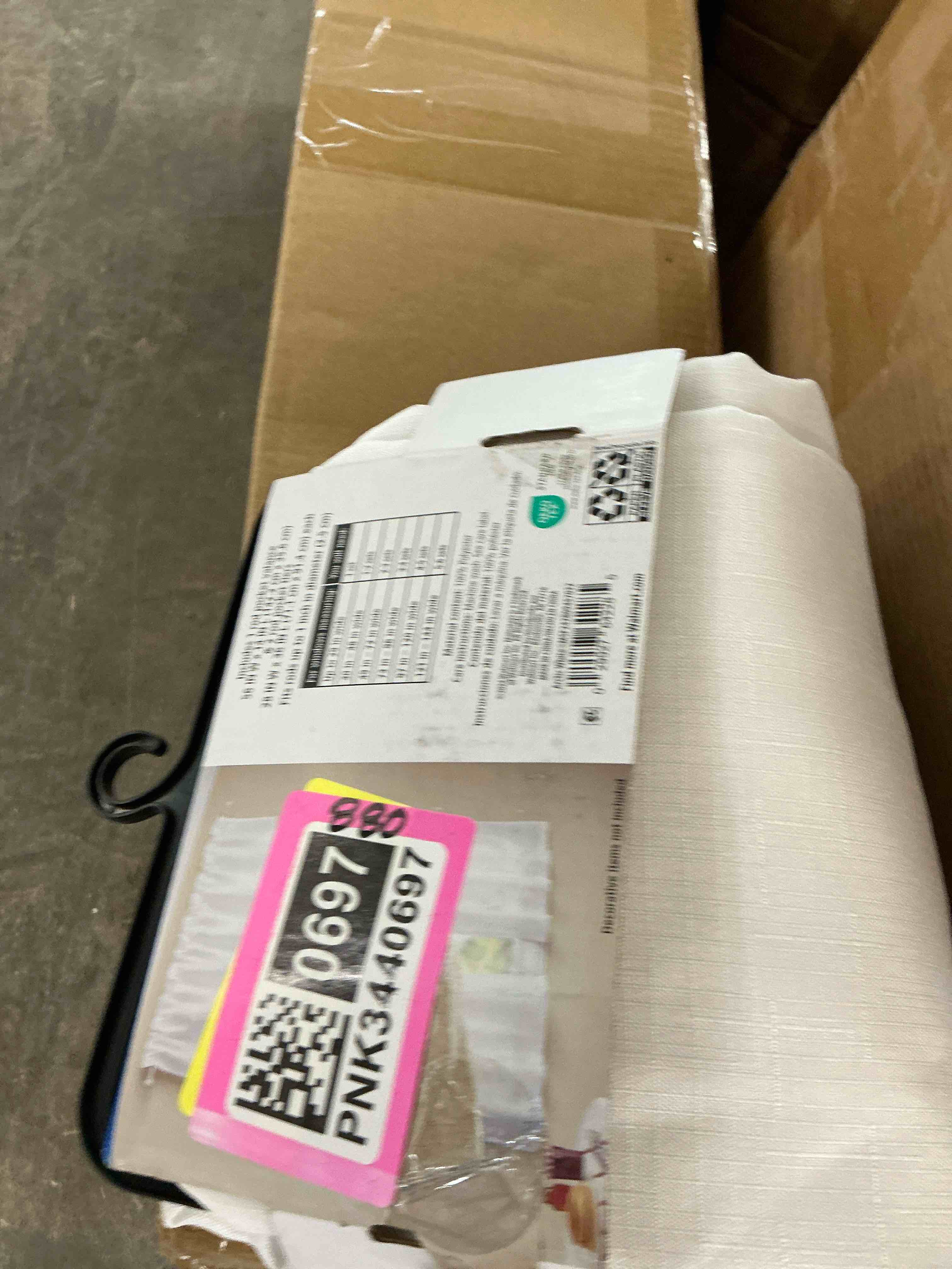 https://s3.amazonaws.com/lotting-images-prod/EmanualPiazza/PNK3440697_1757087009078.jpeg