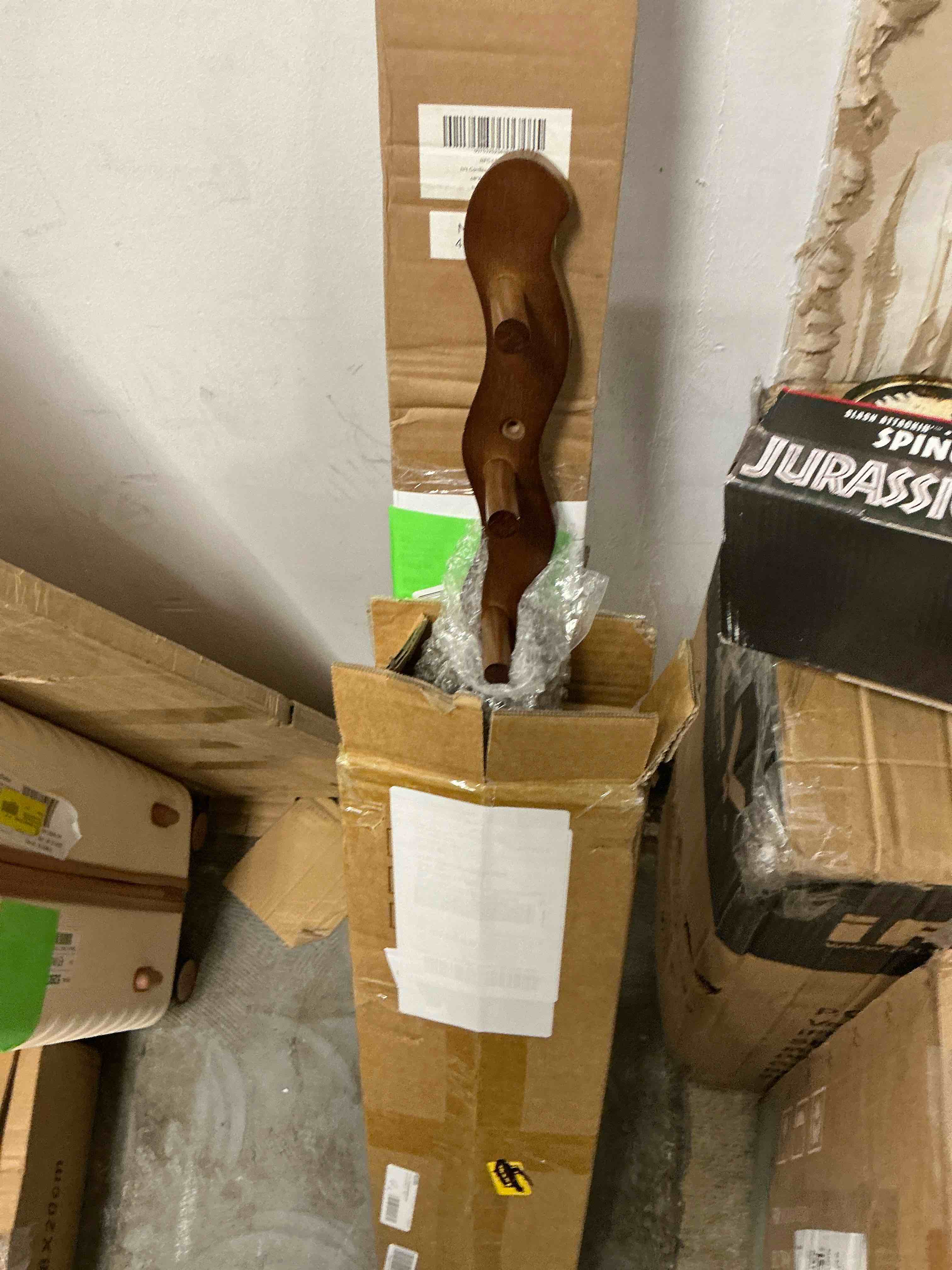 https://s3.amazonaws.com/lotting-images-prod/EmanualPiazza/PNK3440769_1757325267360.jpeg