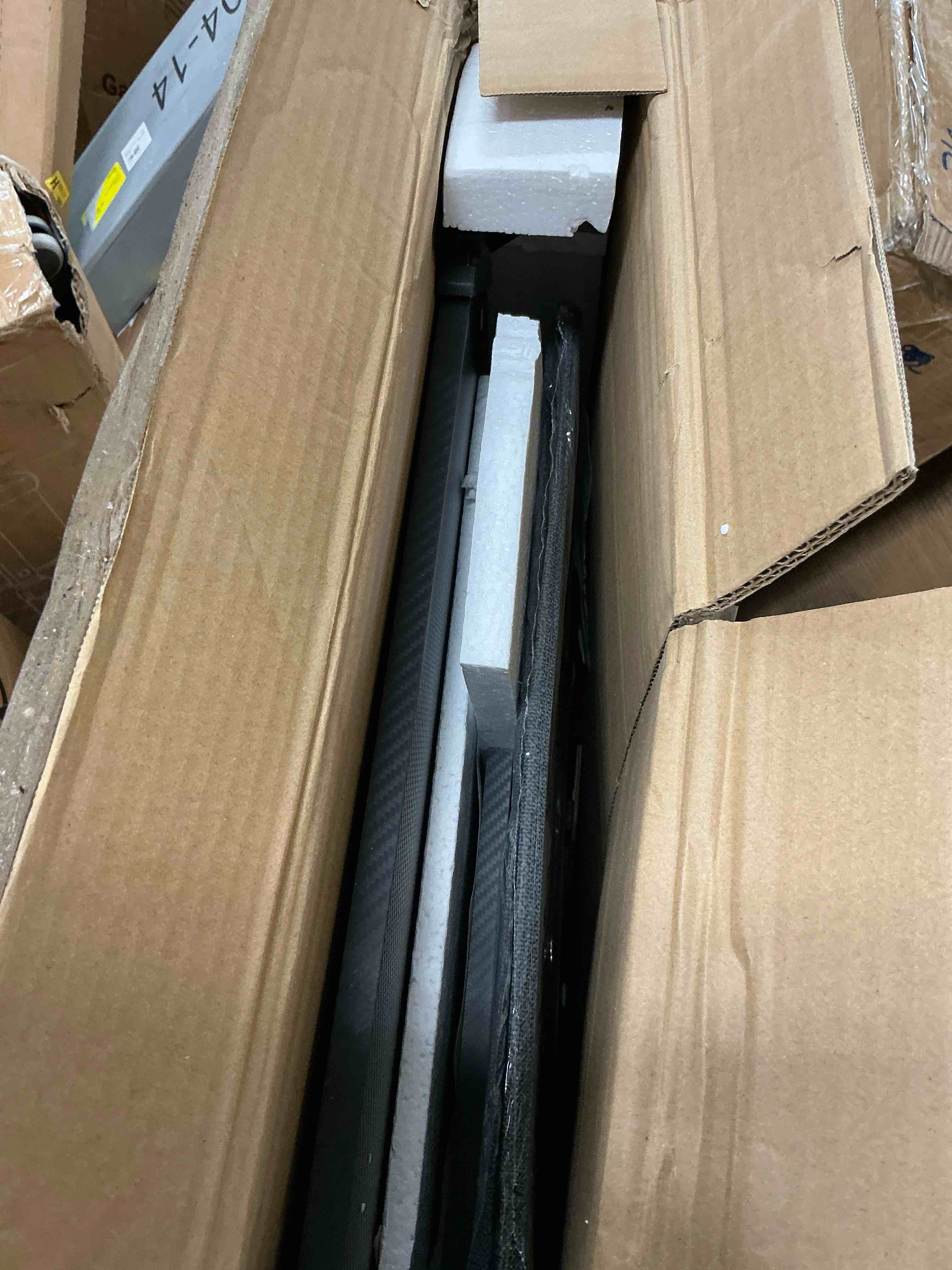 https://s3.amazonaws.com/lotting-images-prod/EmanualPiazza/PNK3440770_1757325372456.jpeg