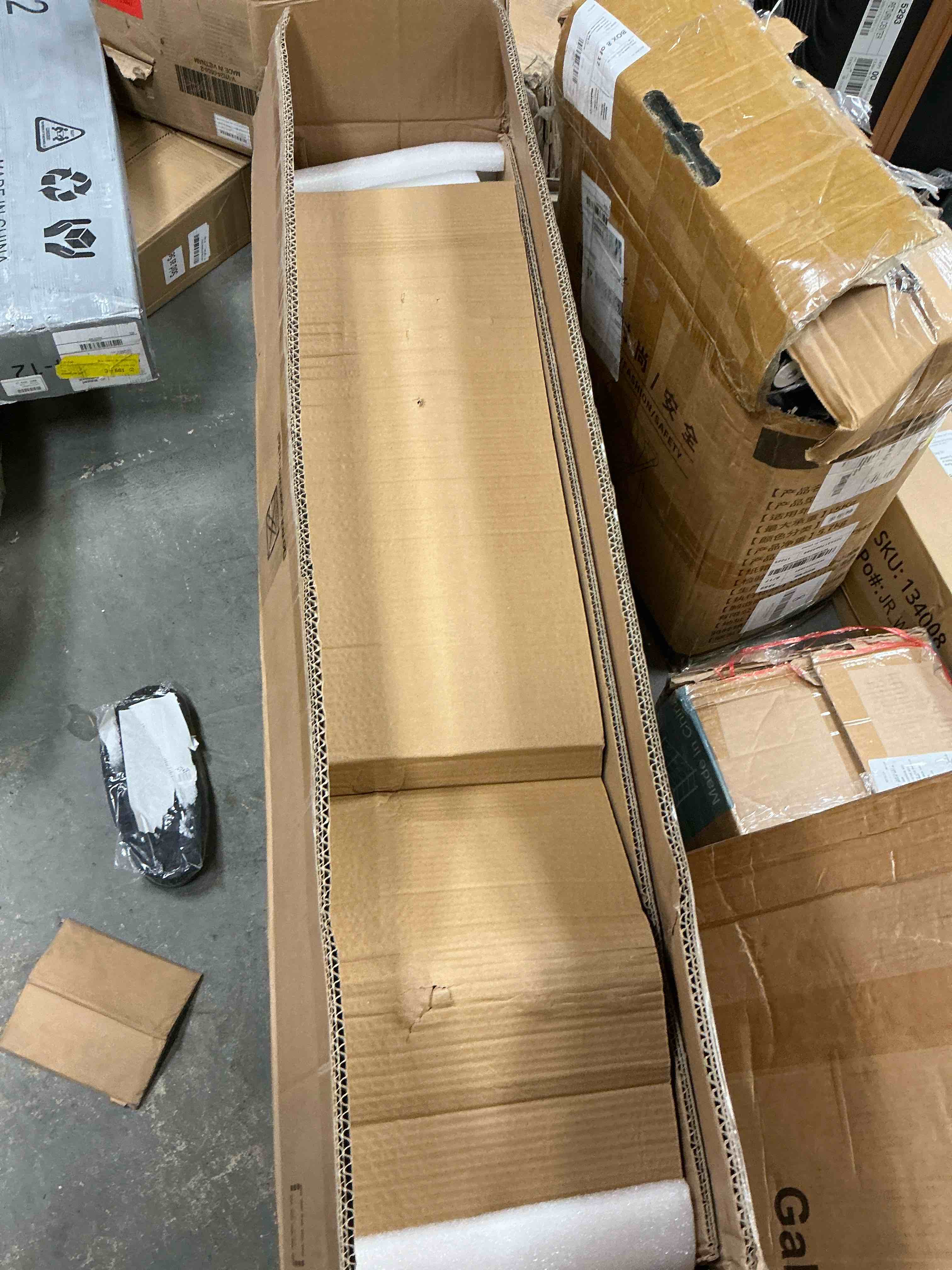 https://s3.amazonaws.com/lotting-images-prod/EmanualPiazza/PNK3440799_1757329850049.jpeg