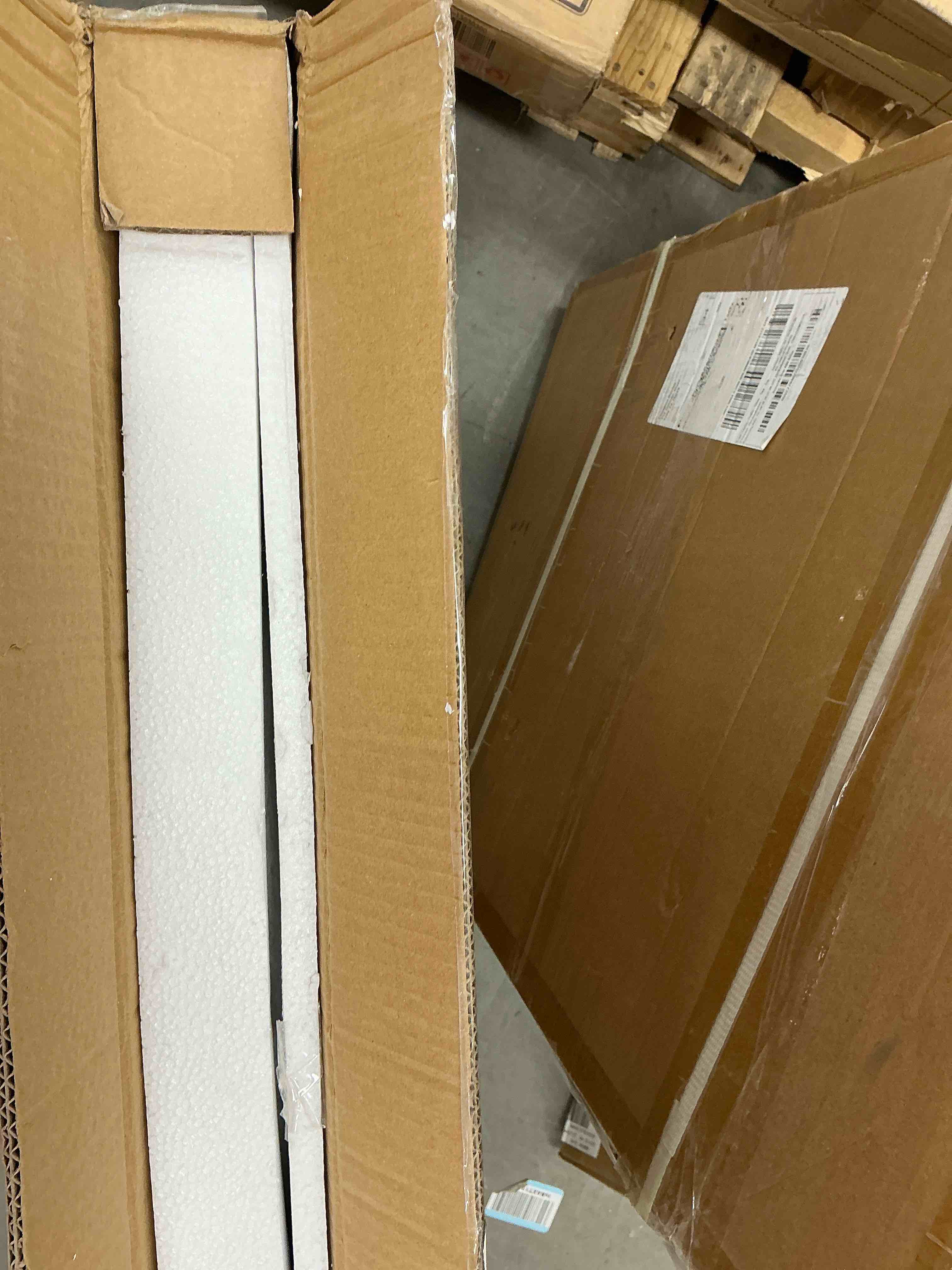 https://s3.amazonaws.com/lotting-images-prod/EmanualPiazza/PNK3440847_1757519482807.jpeg