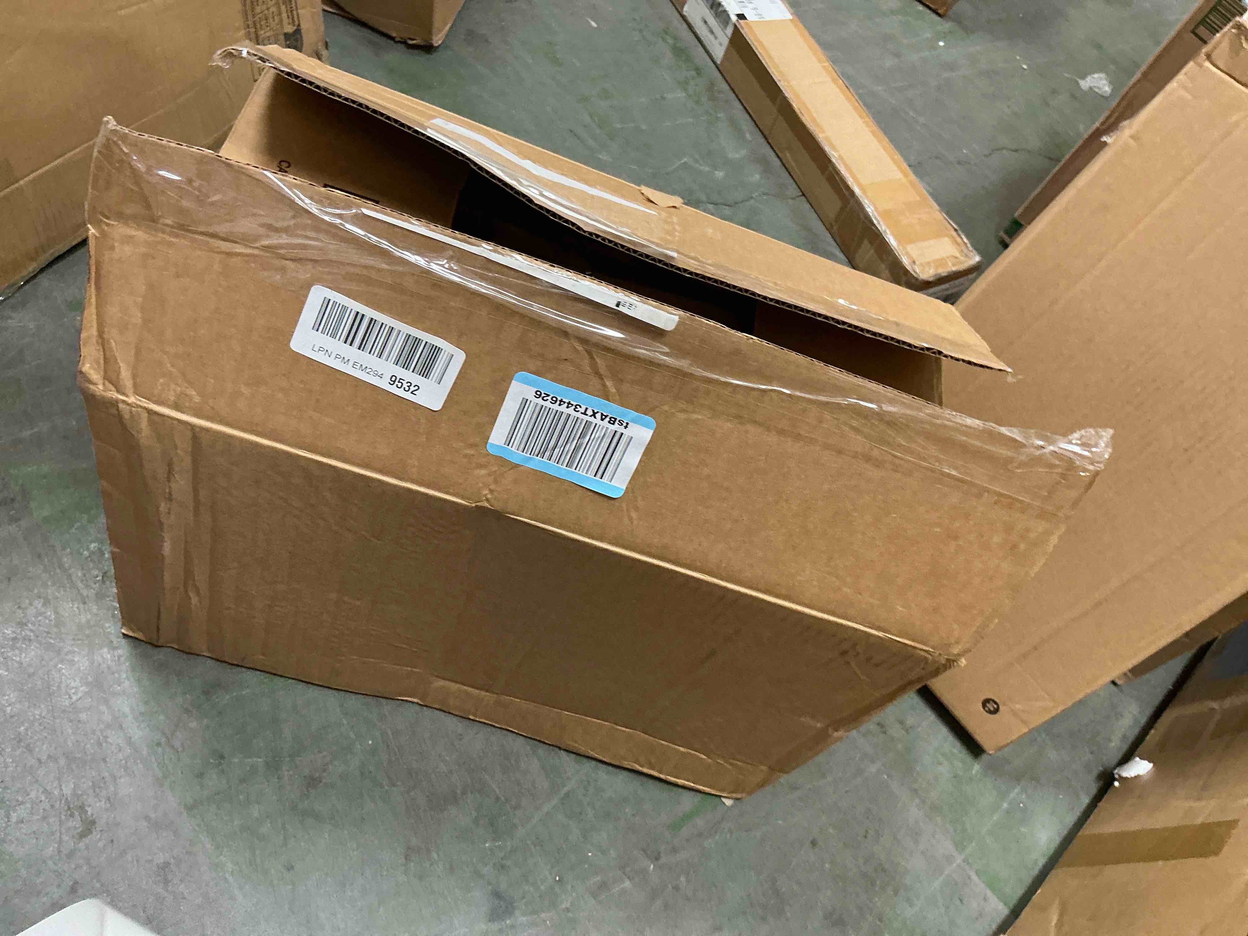 https://s3.amazonaws.com/lotting-images-prod/EmanualPiazza/PNK3440904_1757680857582.jpeg