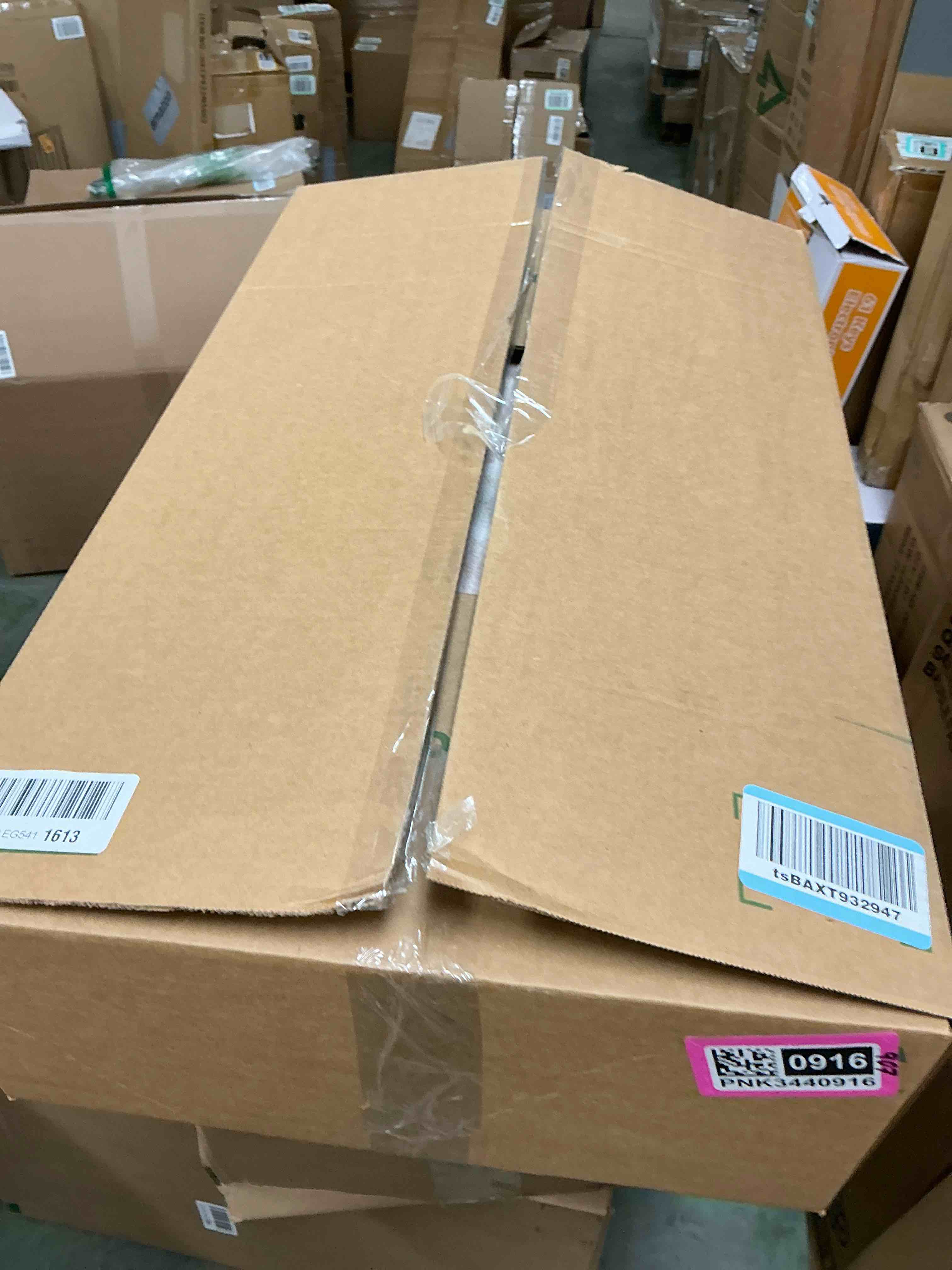 https://s3.amazonaws.com/lotting-images-prod/EmanualPiazza/PNK3440916_1757679962850.jpeg