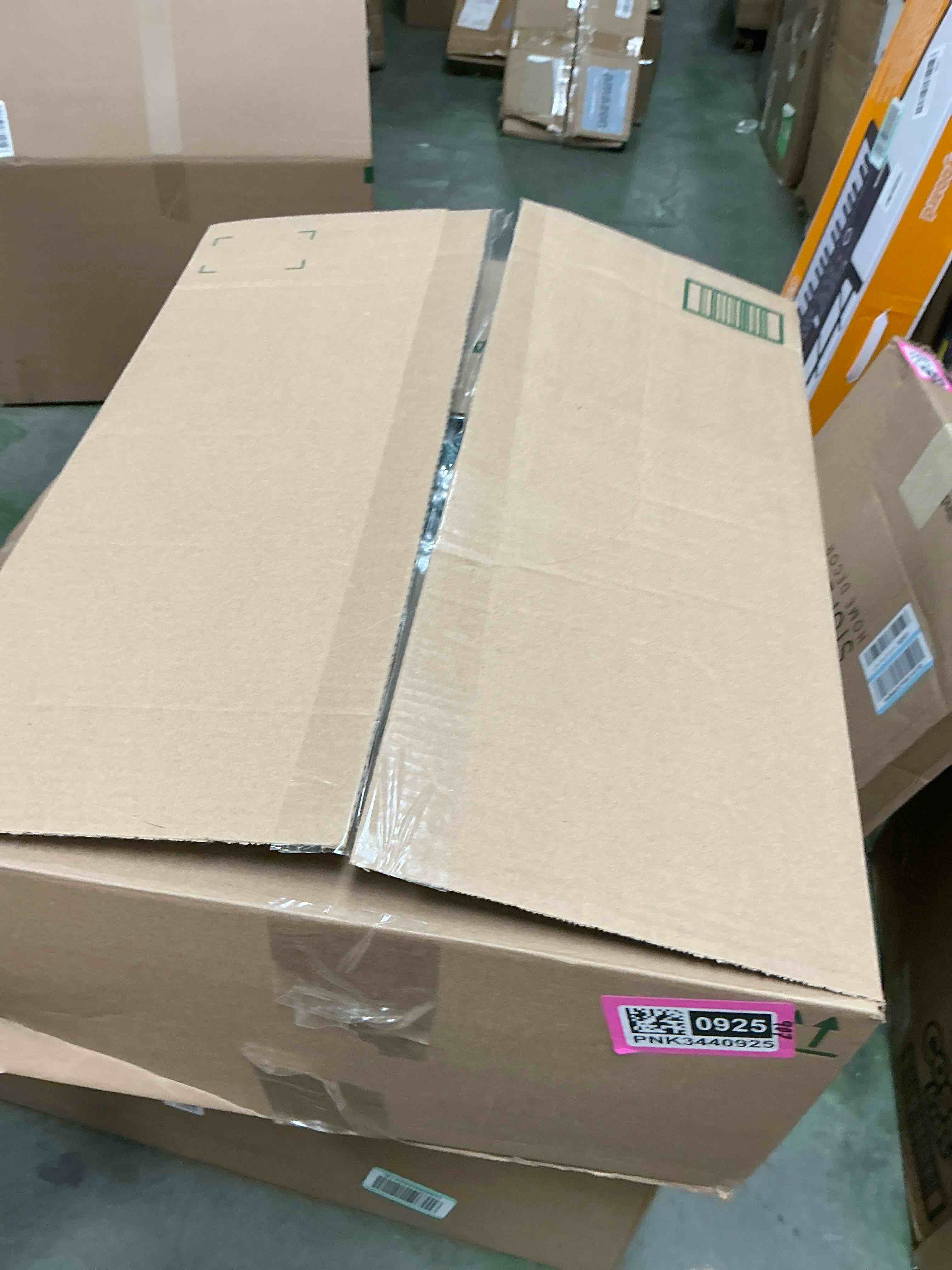 https://s3.amazonaws.com/lotting-images-prod/EmanualPiazza/PNK3440925_1757679437824.jpeg