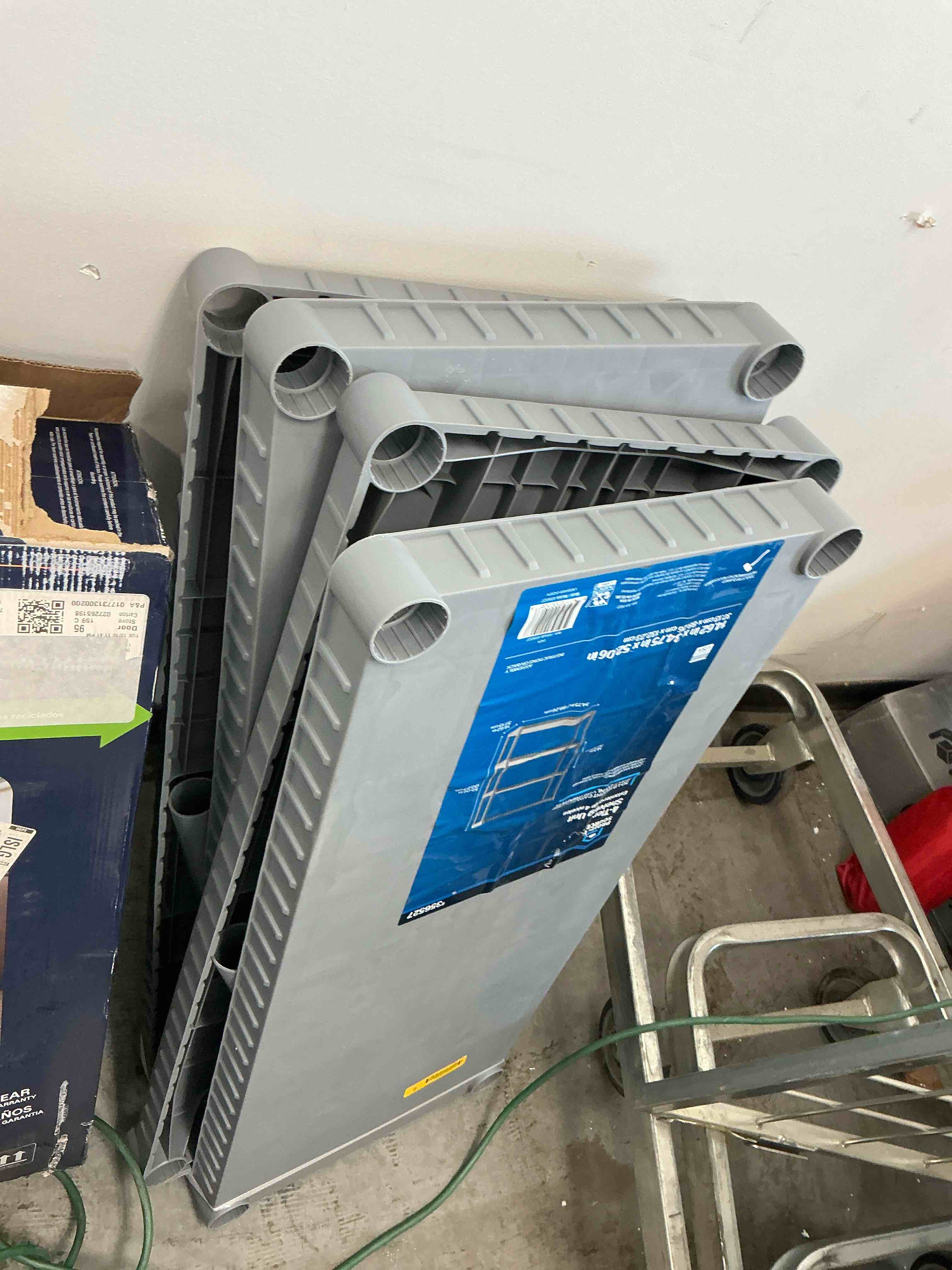 https://s3.amazonaws.com/lotting-images-prod/EmanualPiazza/PNK3441079_1758125630163.jpeg