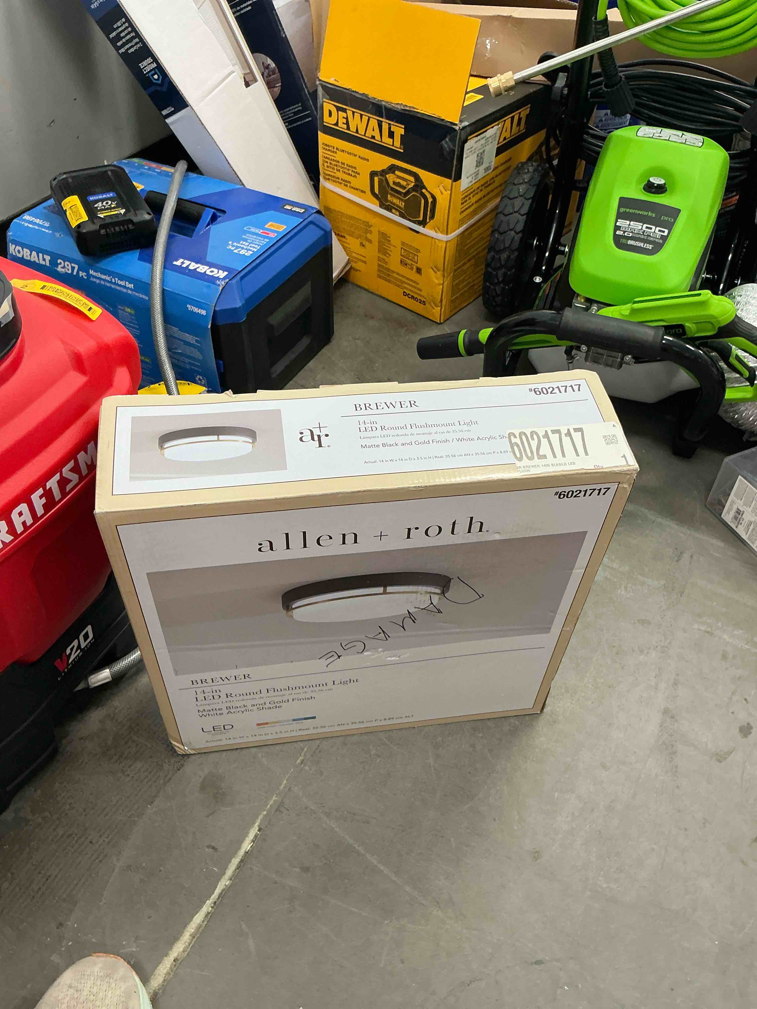 https://s3.amazonaws.com/lotting-images-prod/EmanualPiazza/PNK3441108_1758123381258.jpeg