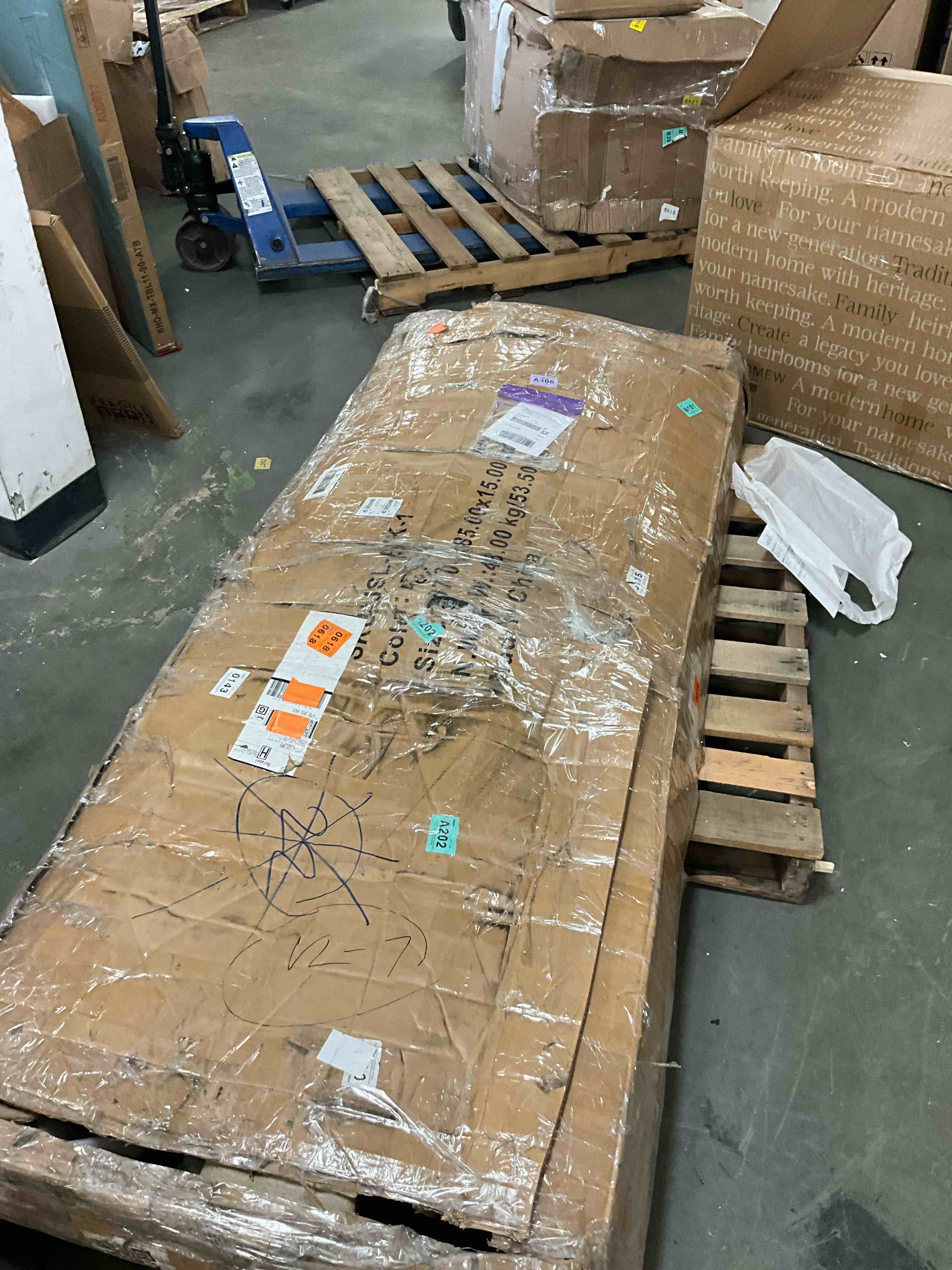 https://s3.amazonaws.com/lotting-images-prod/EmanualPiazza/PNK3441144_1758137230228.jpeg
