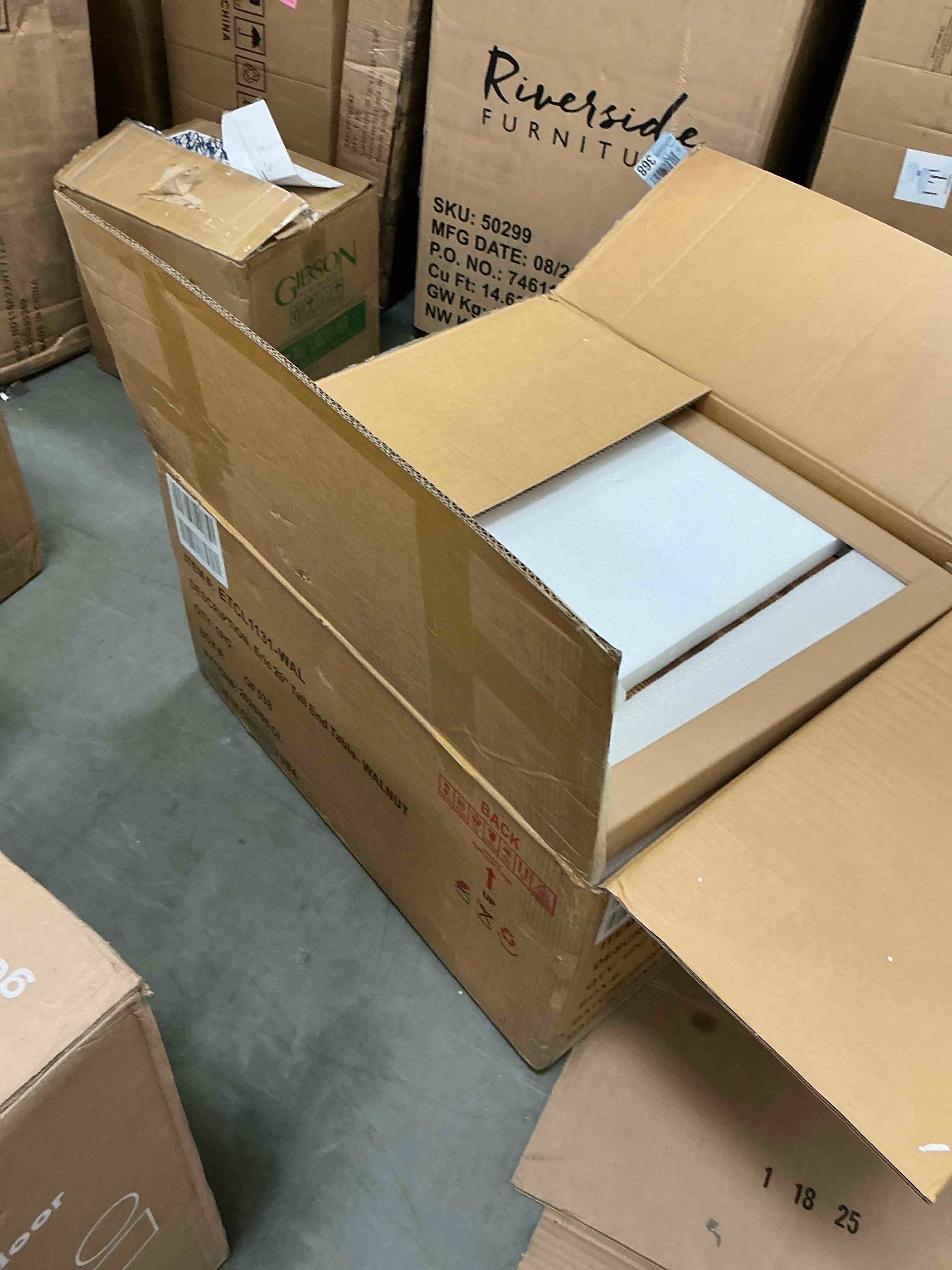 https://s3.amazonaws.com/lotting-images-prod/EmanualPiazza/PNK3441152_1758134326916.jpeg