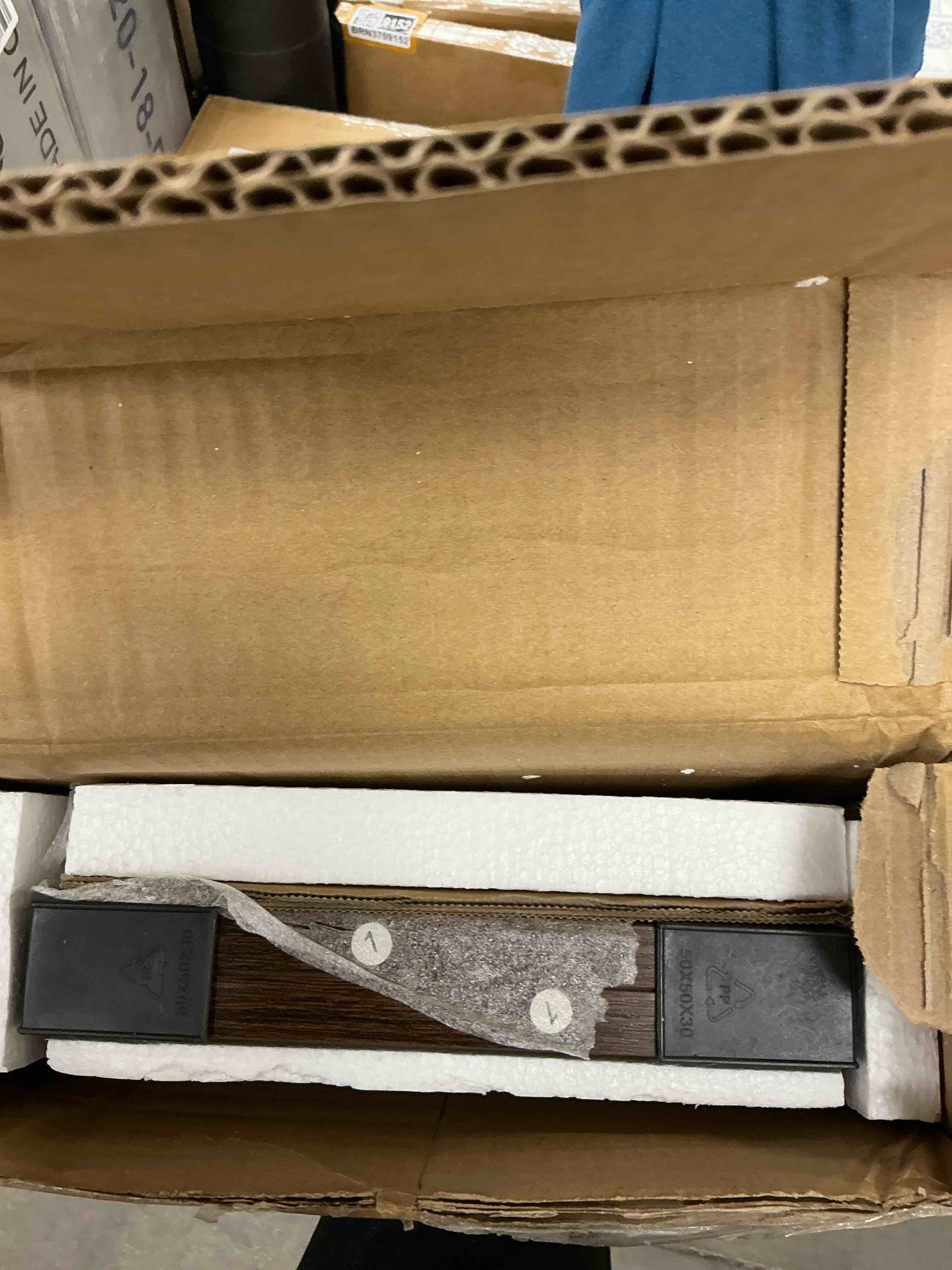 https://s3.amazonaws.com/lotting-images-prod/EmanualPiazza/PNK3441175_1758206699857.jpeg