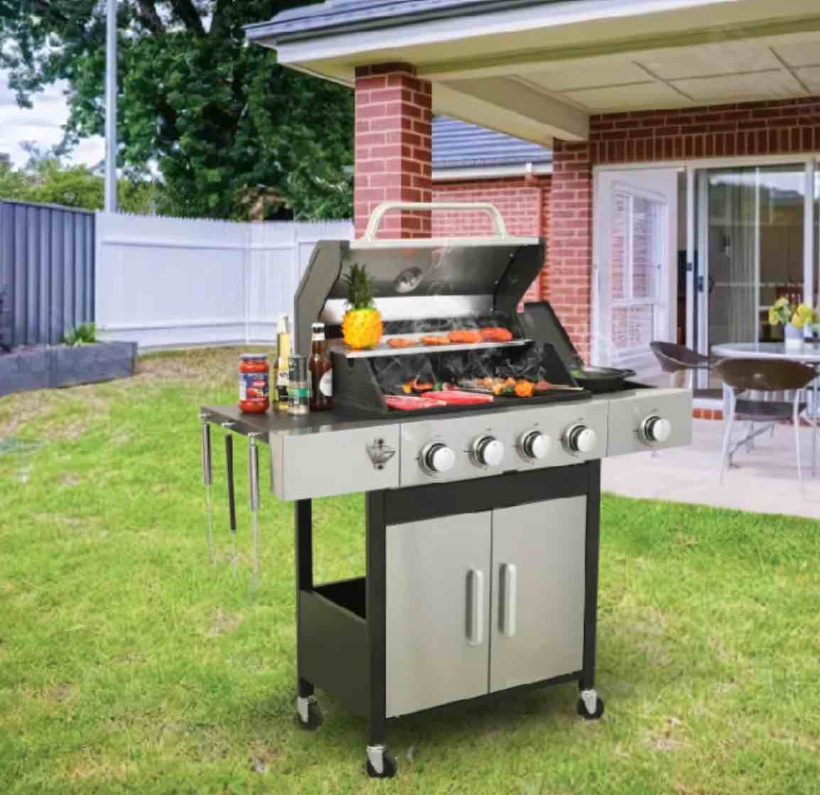 4-Burner Propane Gas BBQ Grill with Side Burner and Enamel Cast Iron Cooking Grids, Multifunctional 46,790 BTU Output Stainless Steel Grill for Outdoor Cooking/Kitchen/Patio/Backyard