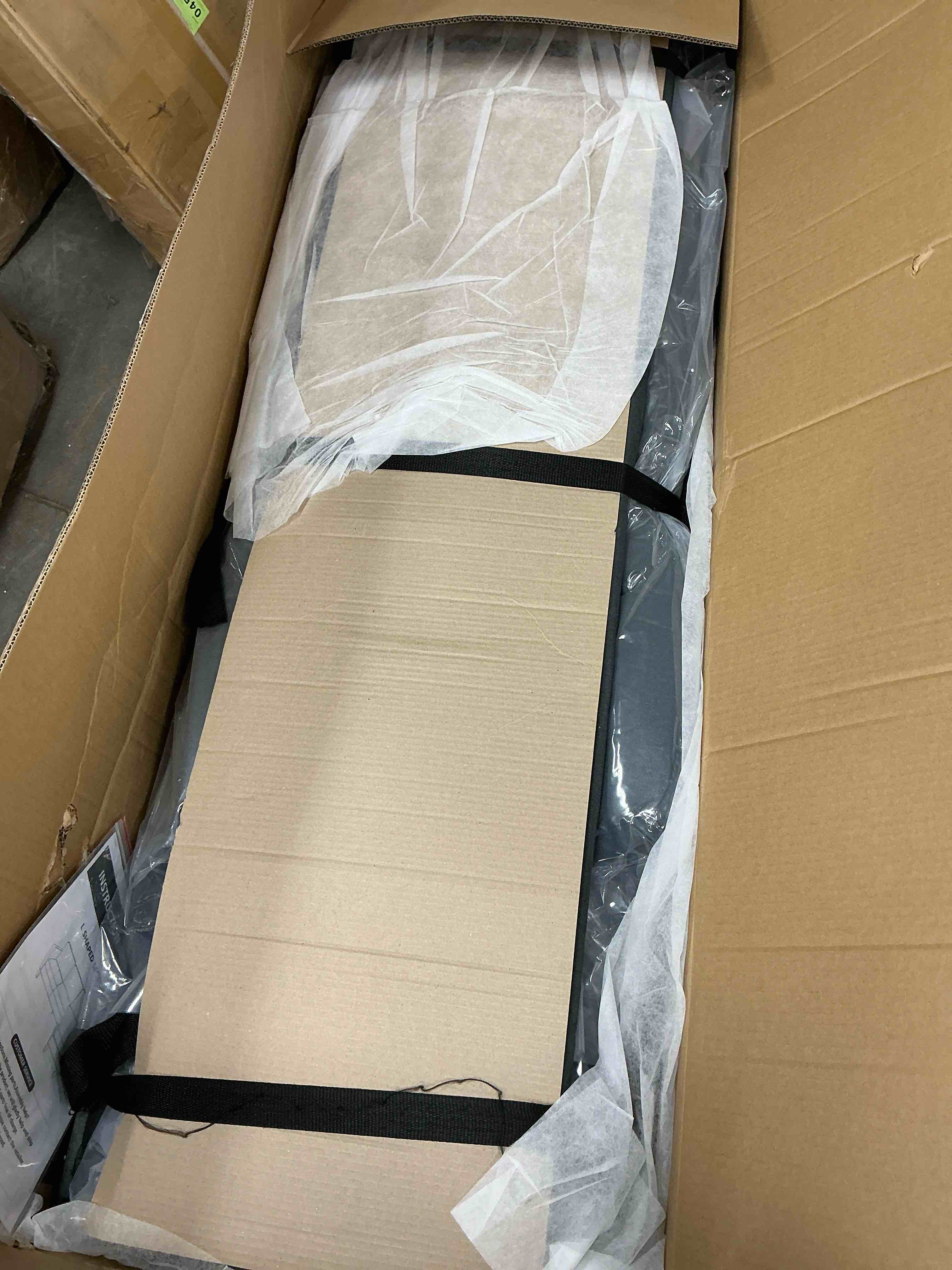 https://s3.amazonaws.com/lotting-images-prod/EmanualPiazza/PNK3441491_1758822235148.jpeg