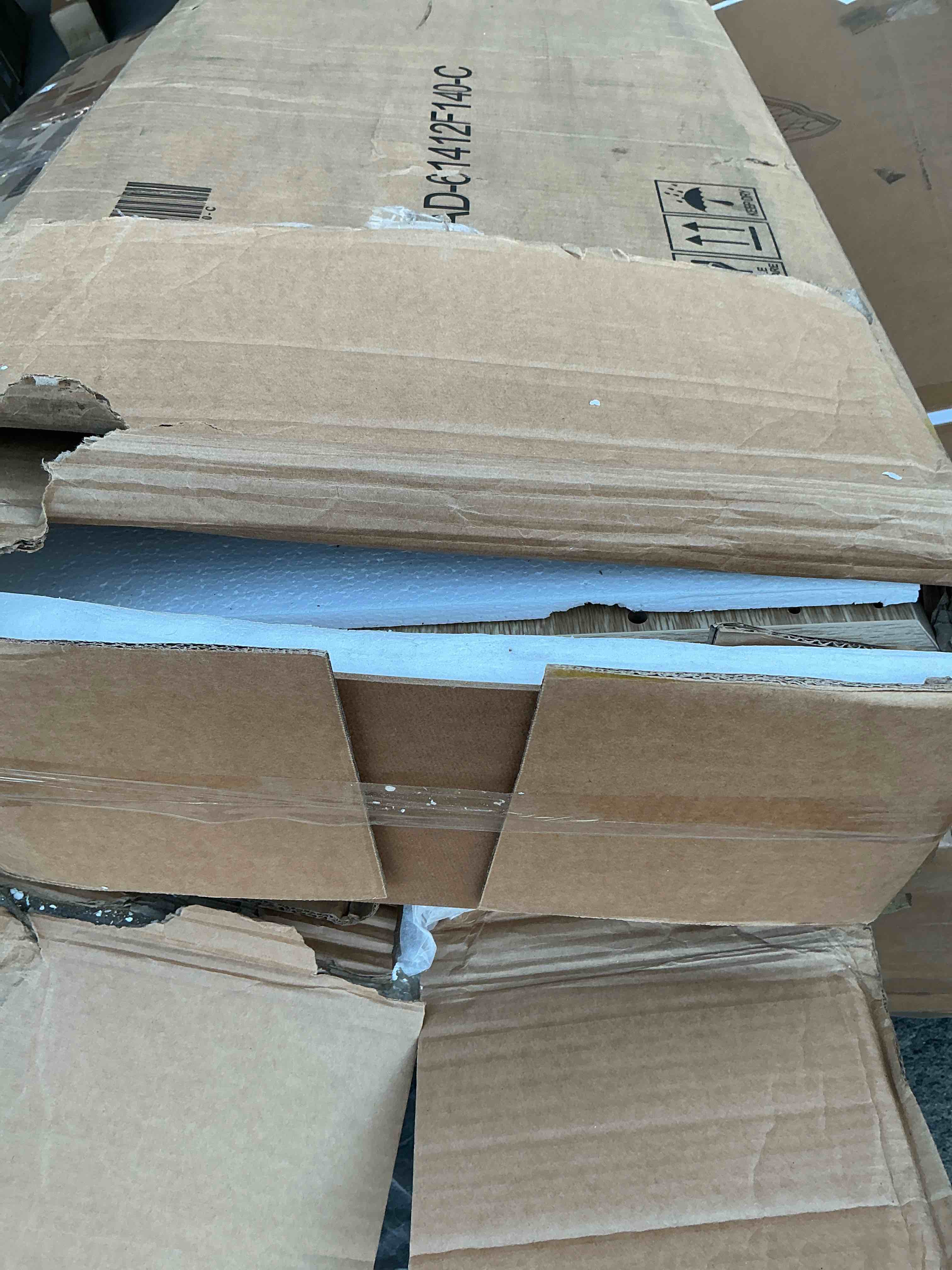 https://s3.amazonaws.com/lotting-images-prod/EmanualPiazza/PNK3441562_1759233732816.jpeg