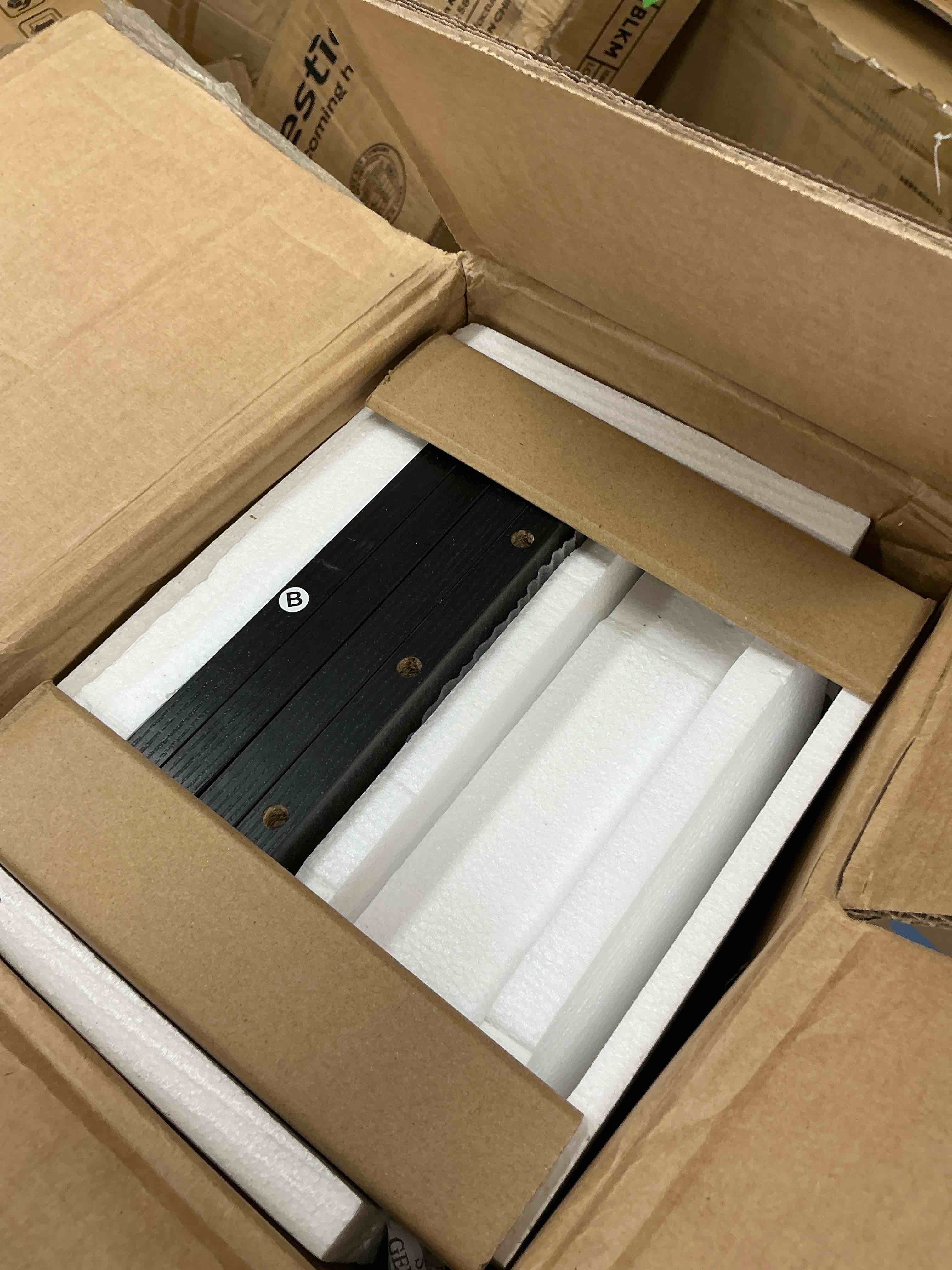 https://s3.amazonaws.com/lotting-images-prod/EmanualPiazza/PNK3441662_1759410346037.jpeg