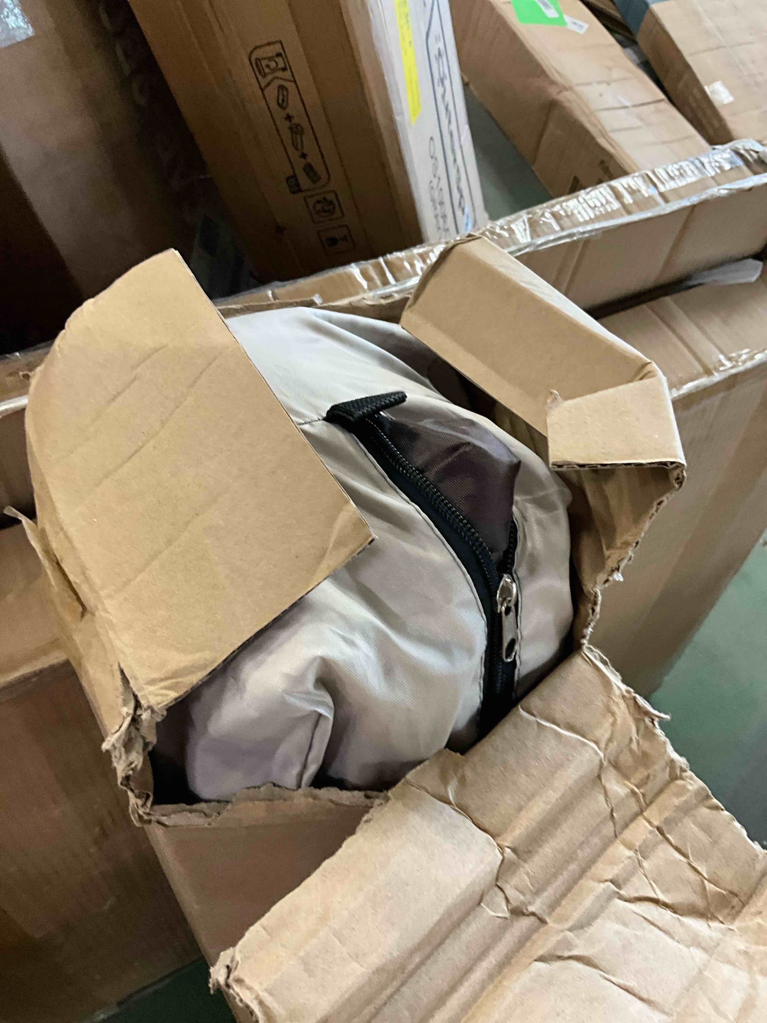 https://s3.amazonaws.com/lotting-images-prod/EmanualPiazza/PNK3441700_1759441613759.jpeg
