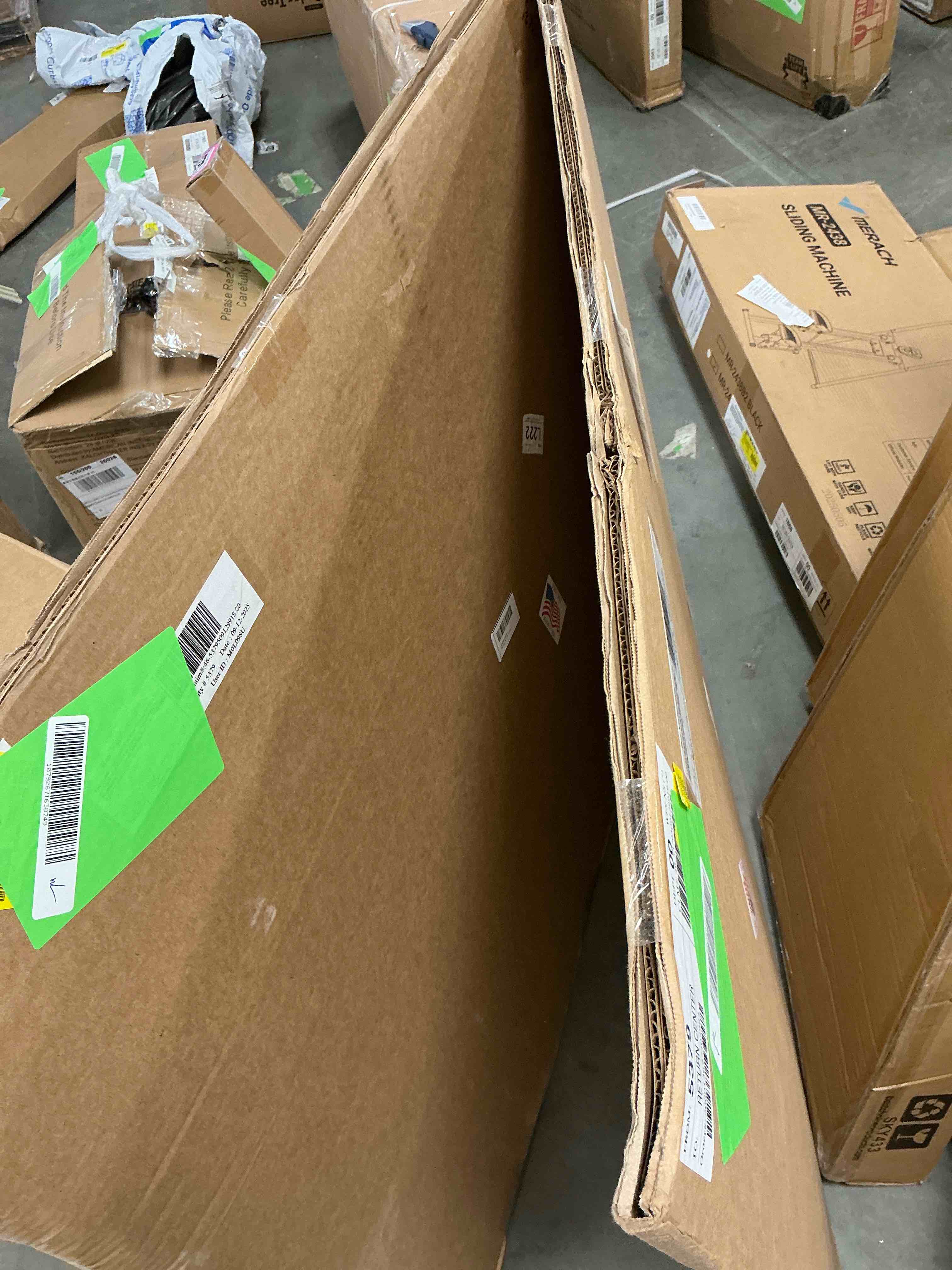 https://s3.amazonaws.com/lotting-images-prod/EmanualPiazza/PNK3441726_1759521930944.jpeg
