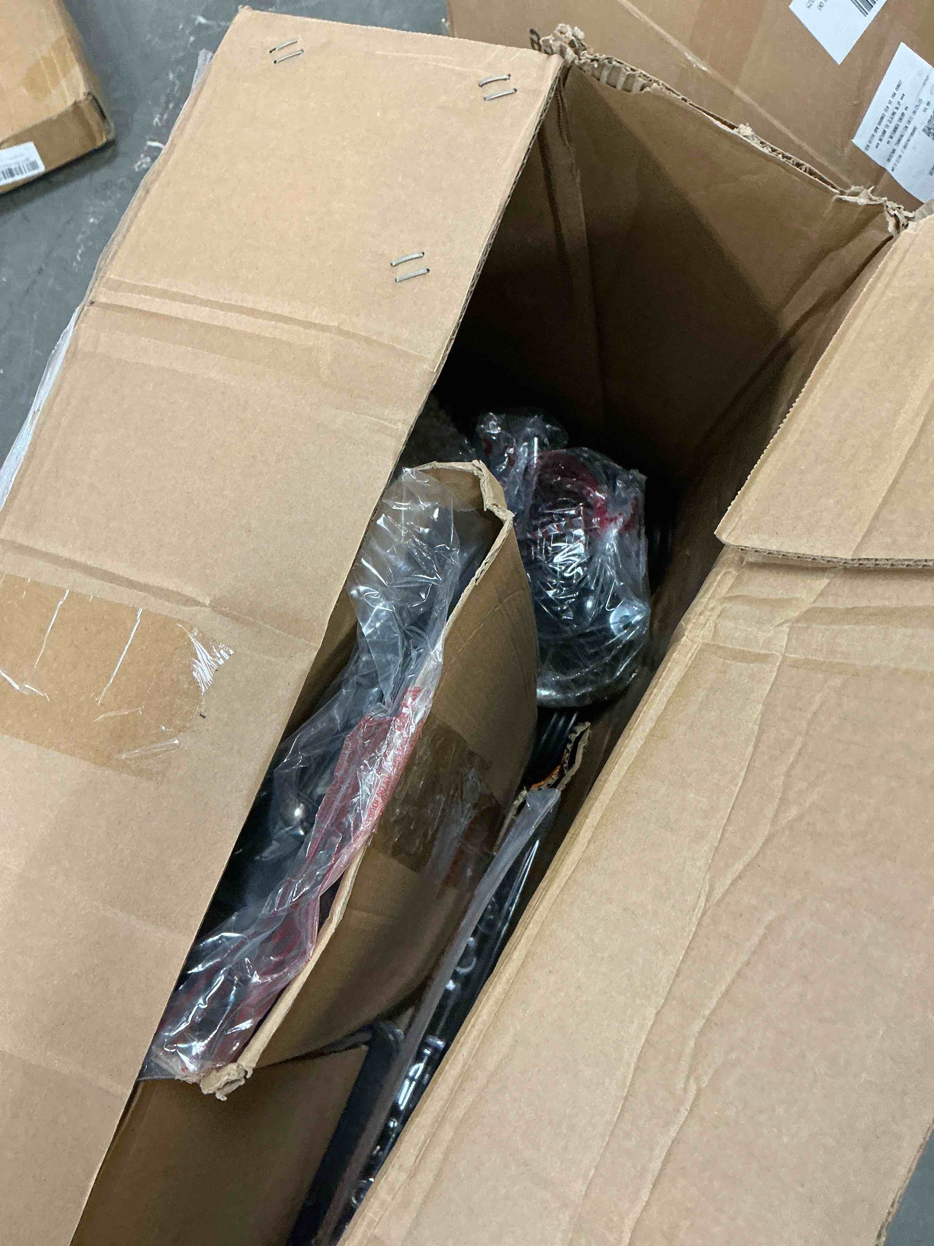 https://s3.amazonaws.com/lotting-images-prod/EmanualPiazza/PNK3441734_1759520720343.jpeg