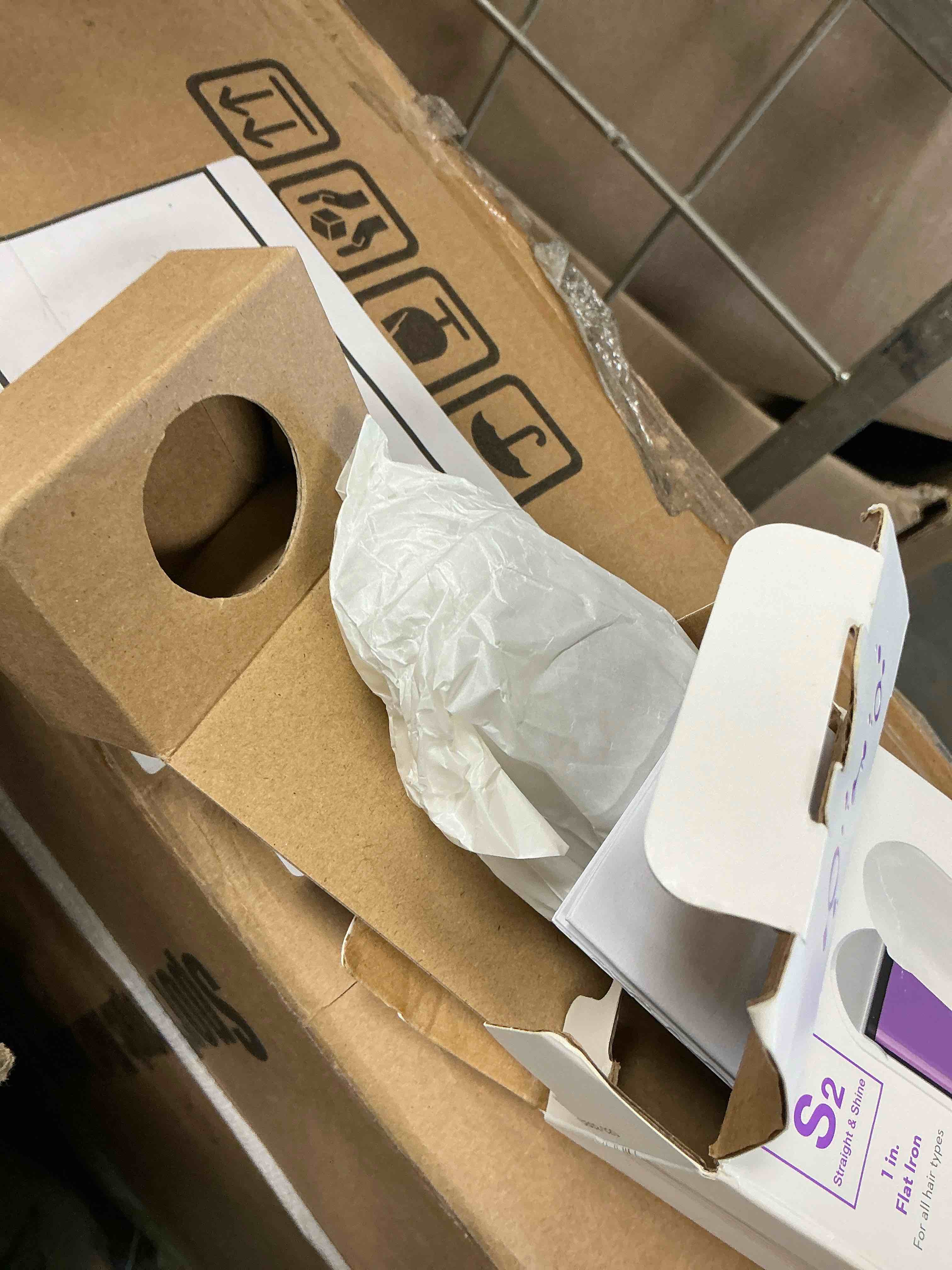 https://s3.amazonaws.com/lotting-images-prod/EmanualPiazza/PNK3441779_1759599961182.jpeg