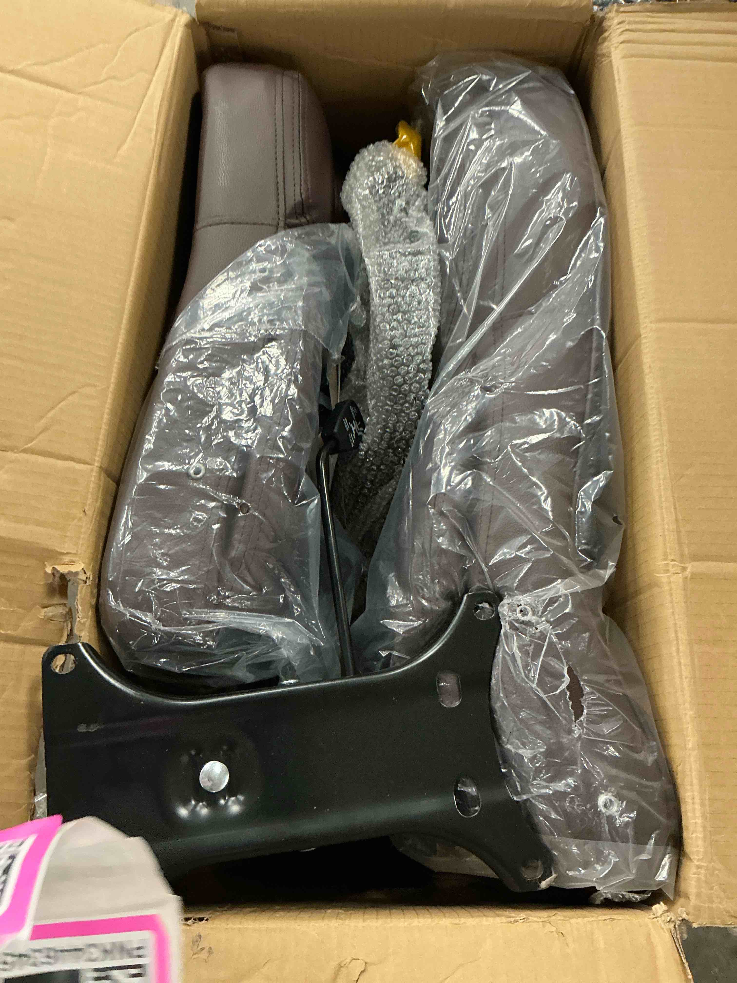 https://s3.amazonaws.com/lotting-images-prod/EmanualPiazza/PNK3446336_1751028890623.jpeg