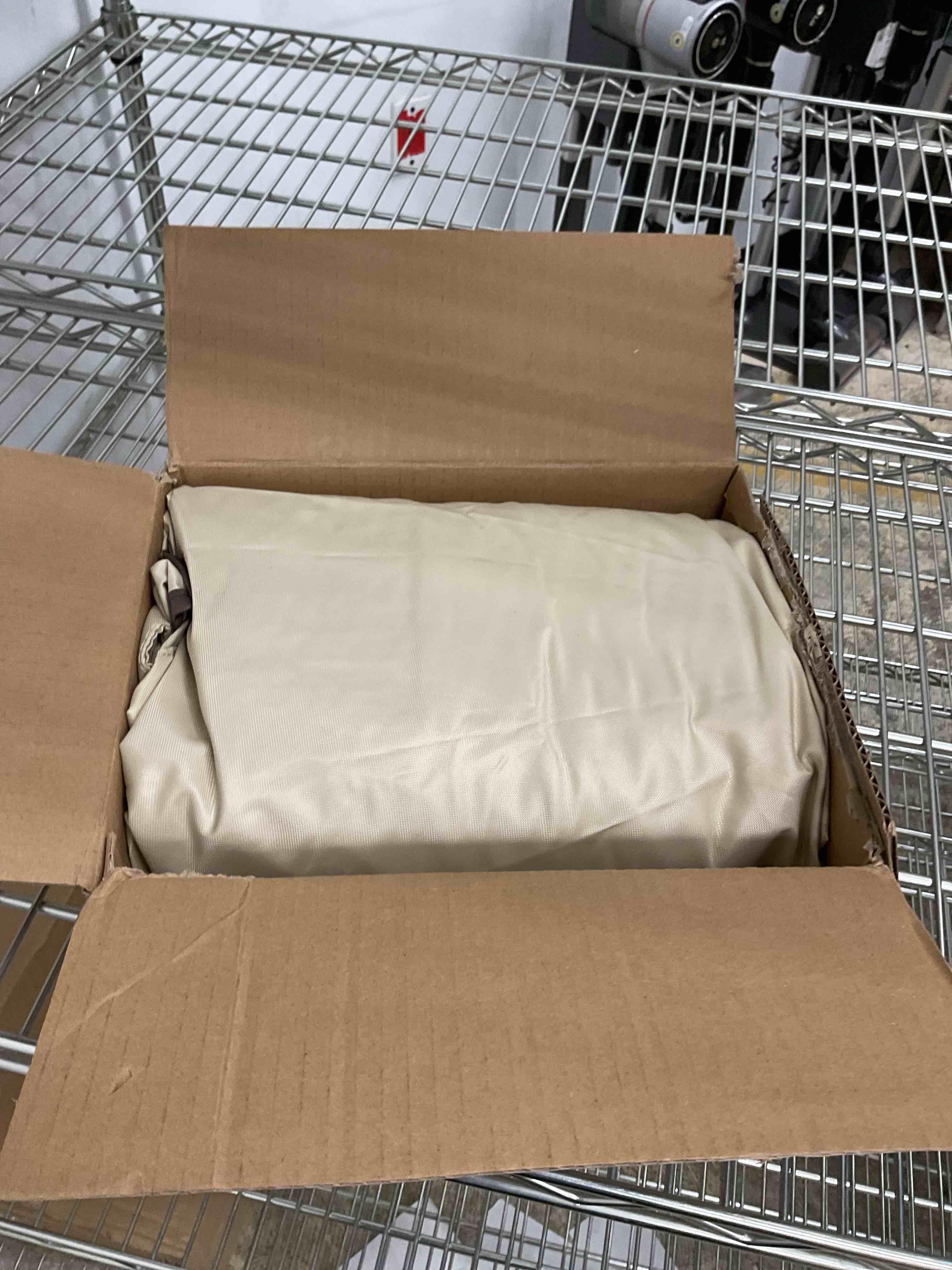 https://s3.amazonaws.com/lotting-images-prod/EmanualPiazza/PNK3446525_1751126892576.jpeg
