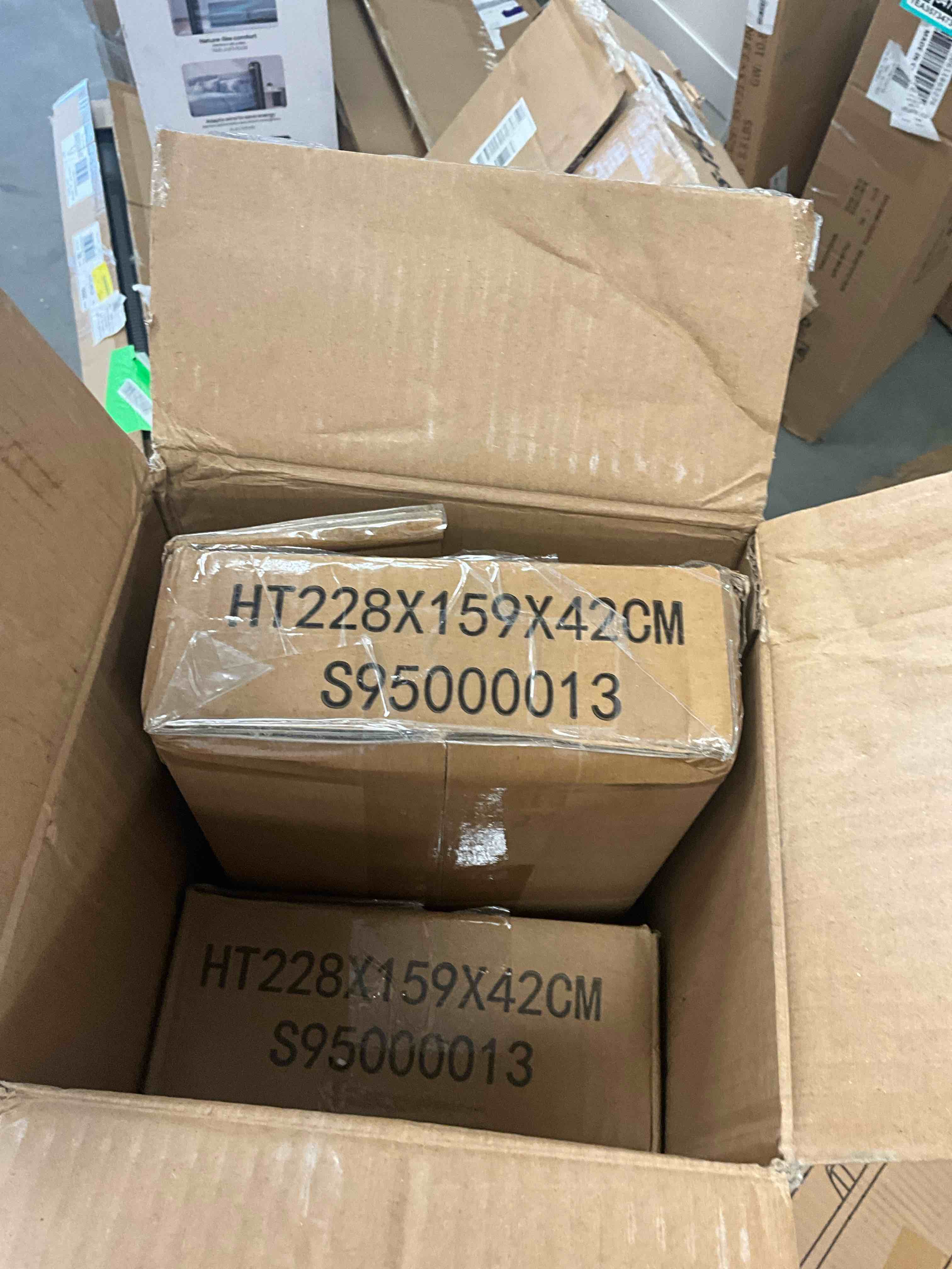 https://s3.amazonaws.com/lotting-images-prod/EmanualPiazza/PNK3446925_1752263157352.jpeg