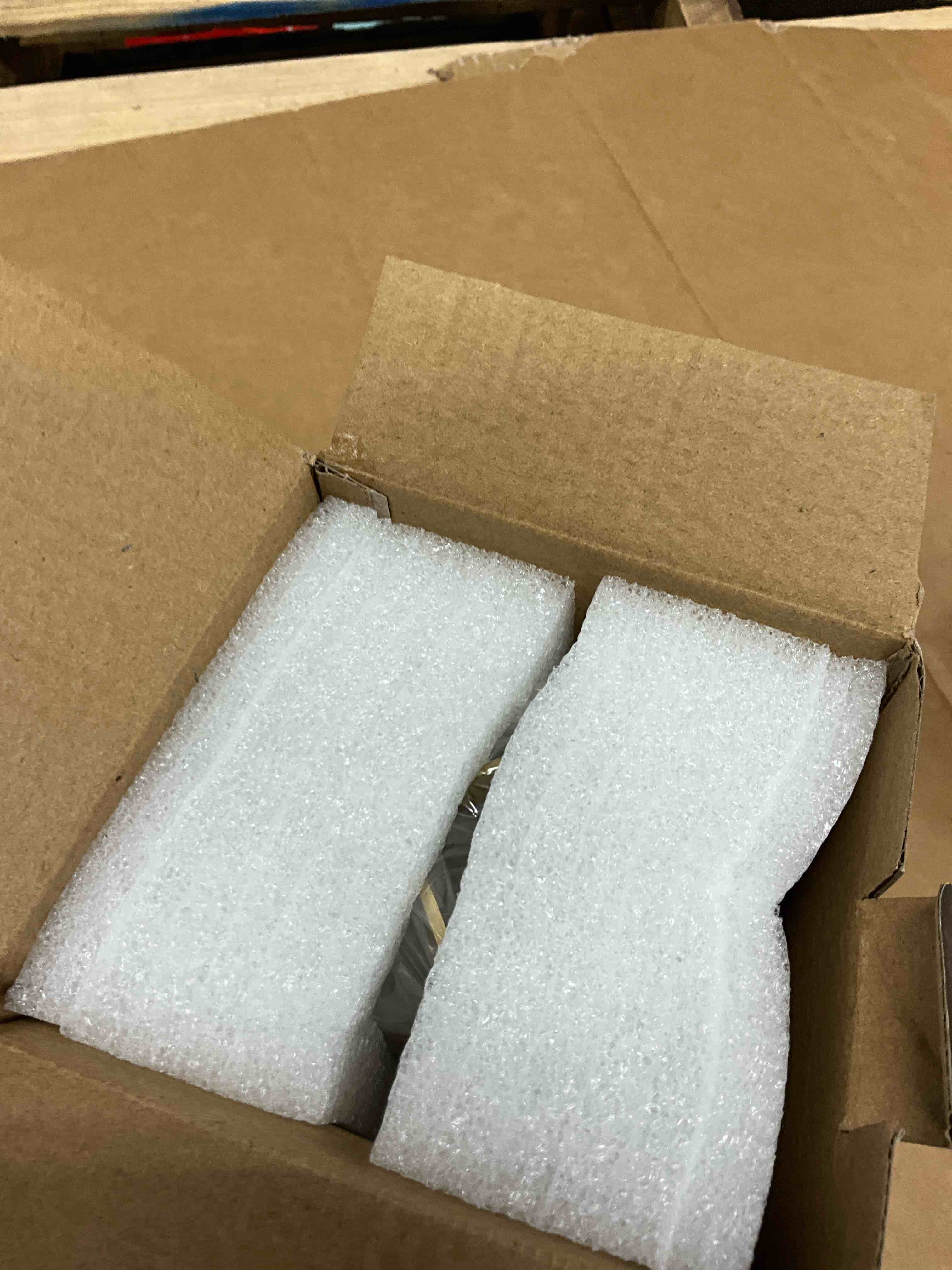 https://s3.amazonaws.com/lotting-images-prod/EmanualPiazza/PNK3446994_1752334355079.jpeg