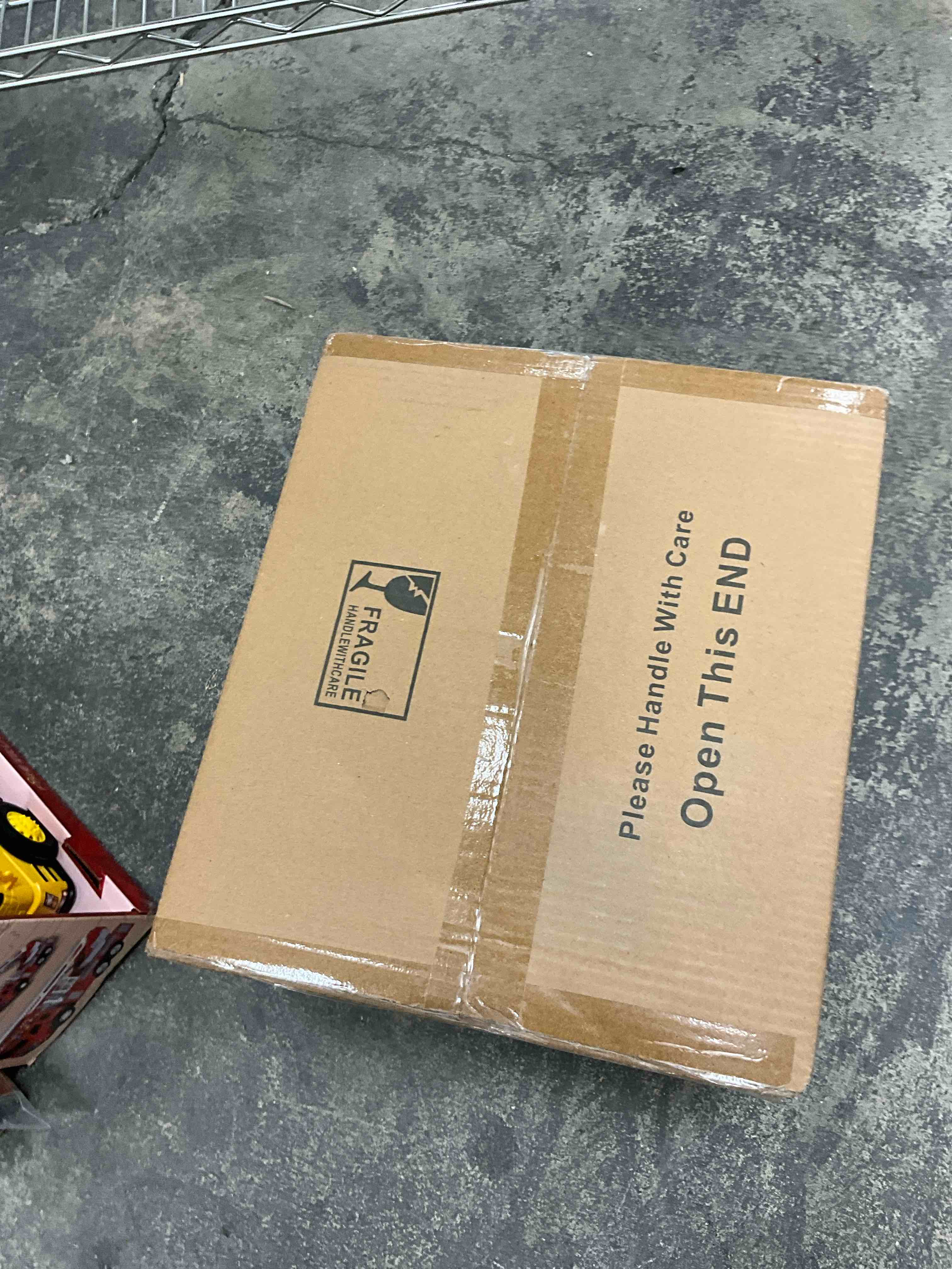 https://s3.amazonaws.com/lotting-images-prod/EmanualPiazza/PNK3447098_1752506880608.jpeg