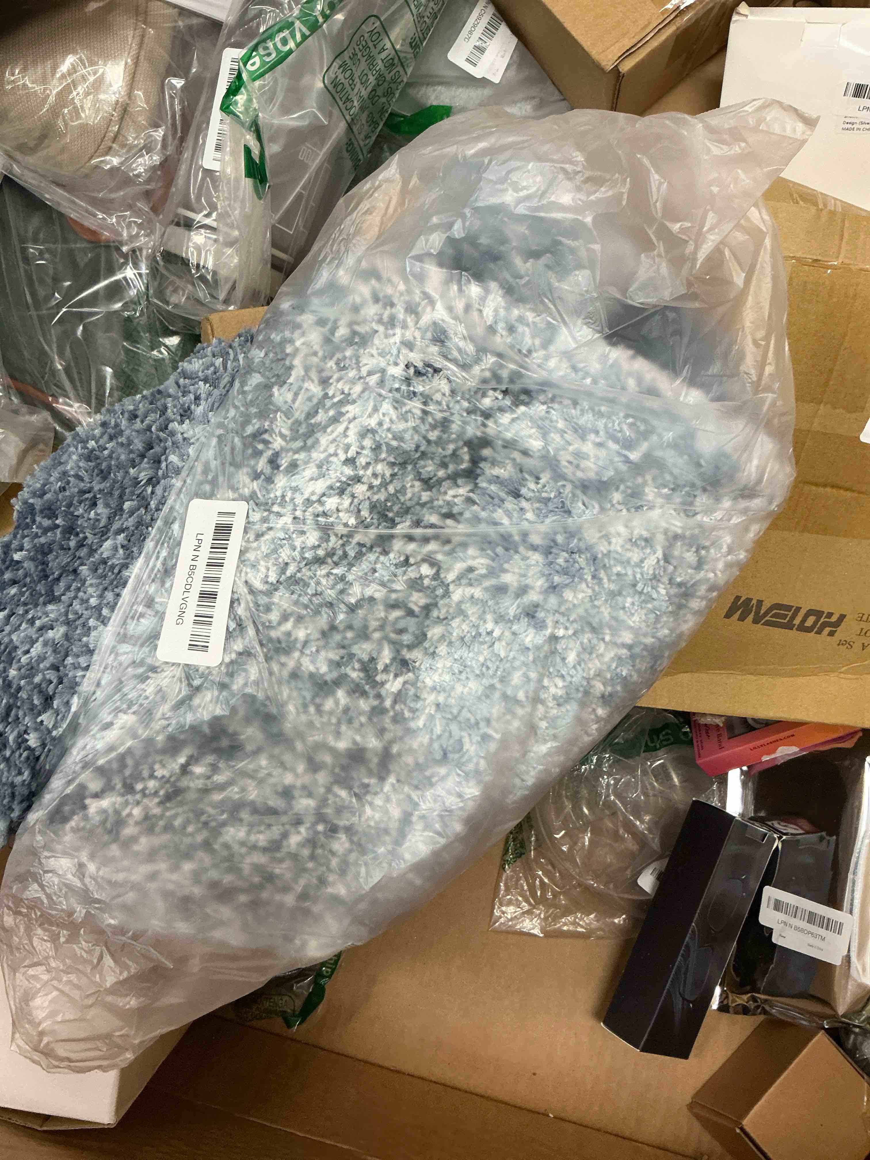 https://s3.amazonaws.com/lotting-images-prod/EmanualPiazza/PNK3447408_1753205555350.jpeg