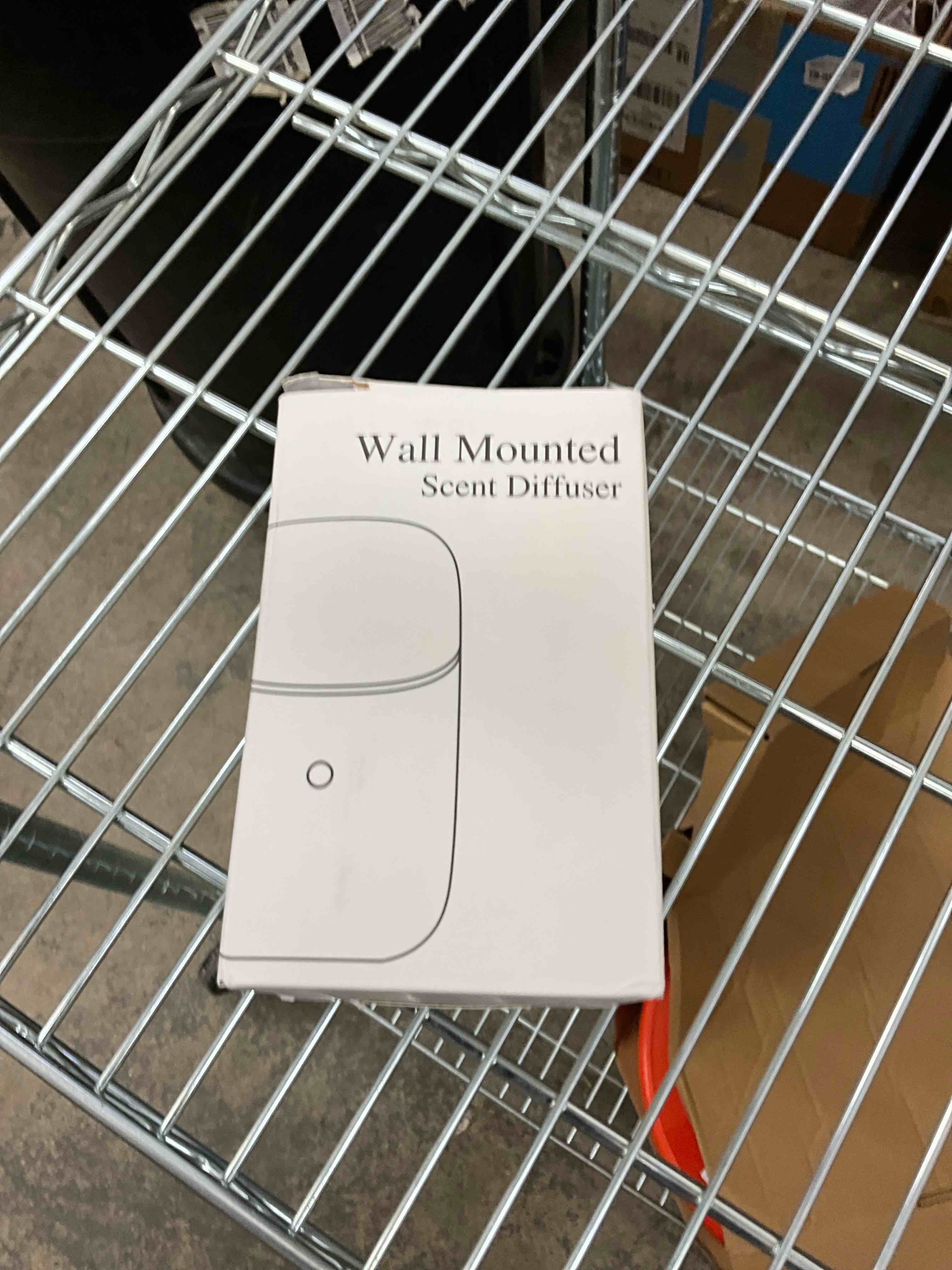 https://s3.amazonaws.com/lotting-images-prod/EmanualPiazza/PNK3447494_1753297626367.jpeg