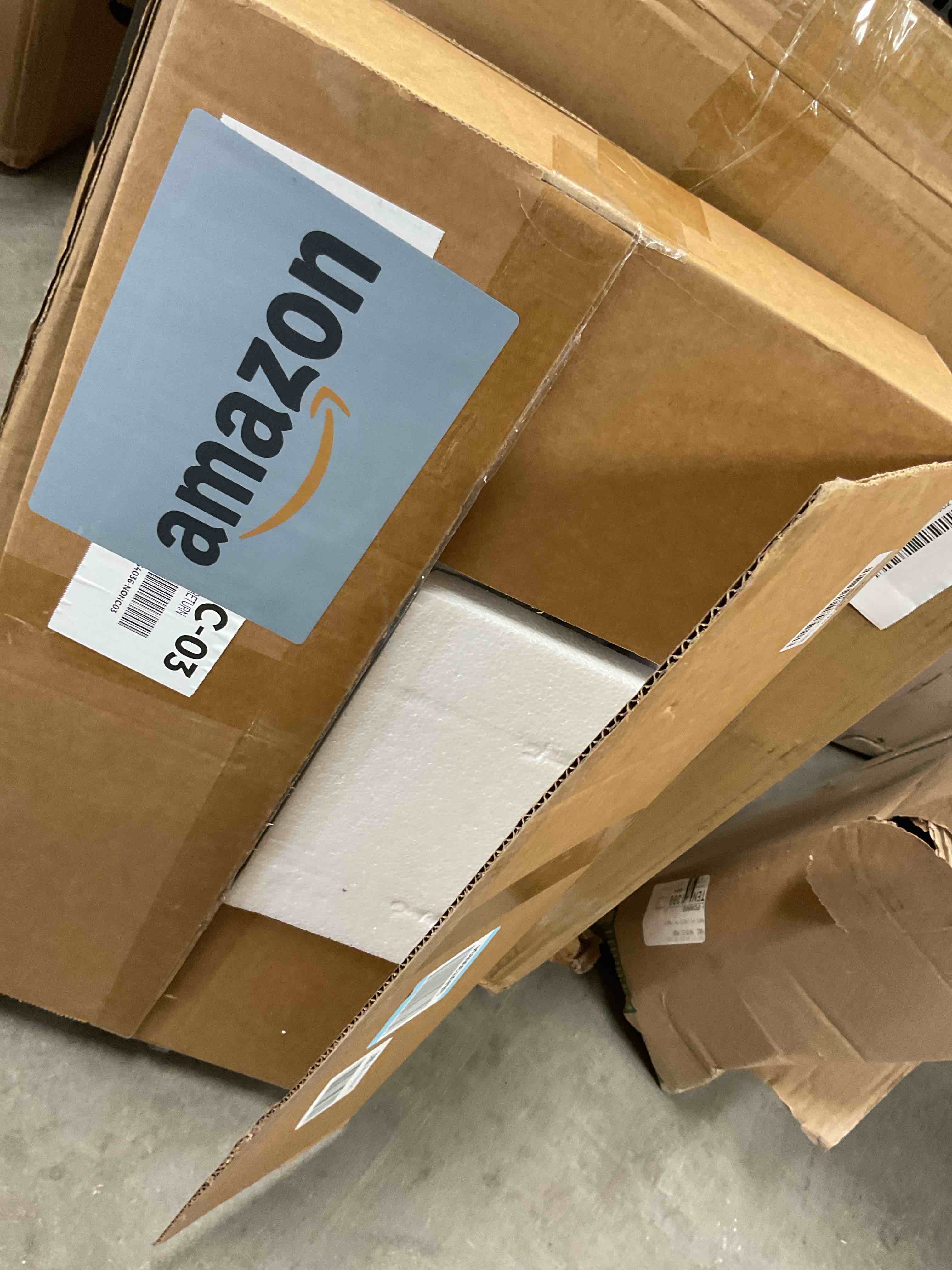 https://s3.amazonaws.com/lotting-images-prod/EmanualPiazza/PNK3447596_1753457292983.jpeg