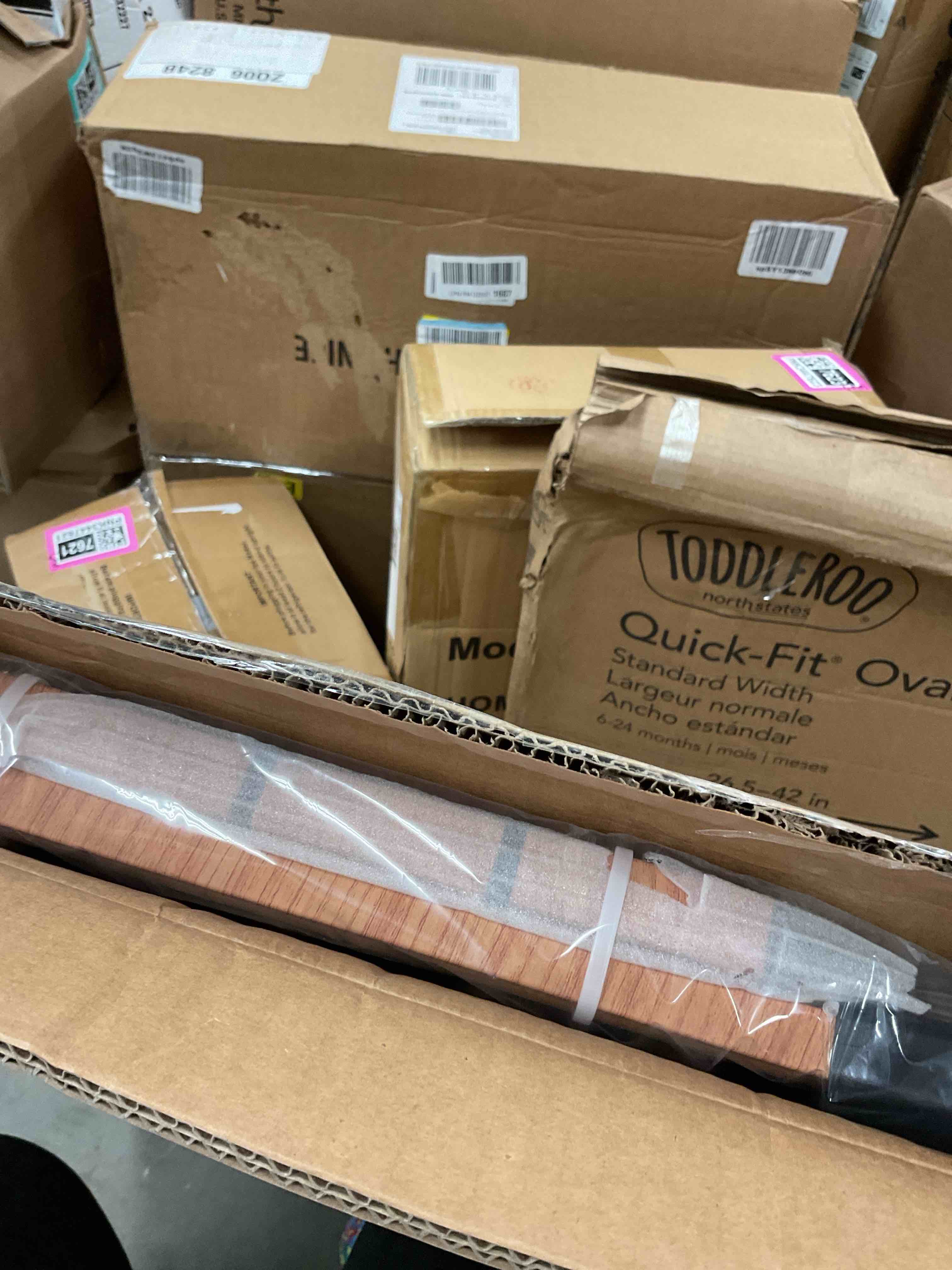 https://s3.amazonaws.com/lotting-images-prod/EmanualPiazza/PNK3447618_1753455765495.jpeg