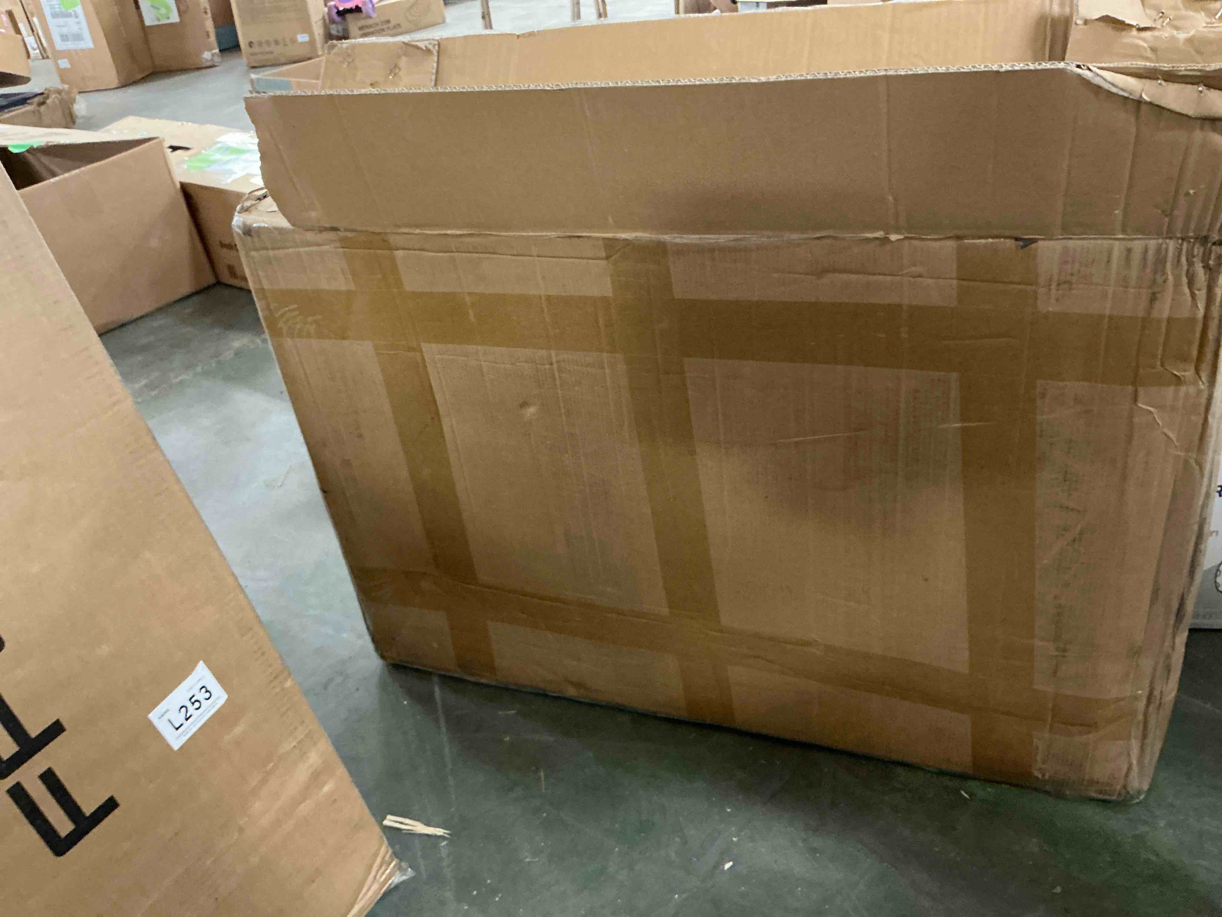 https://s3.amazonaws.com/lotting-images-prod/EmanualPiazza/PNK3447678_1753534069777.jpeg