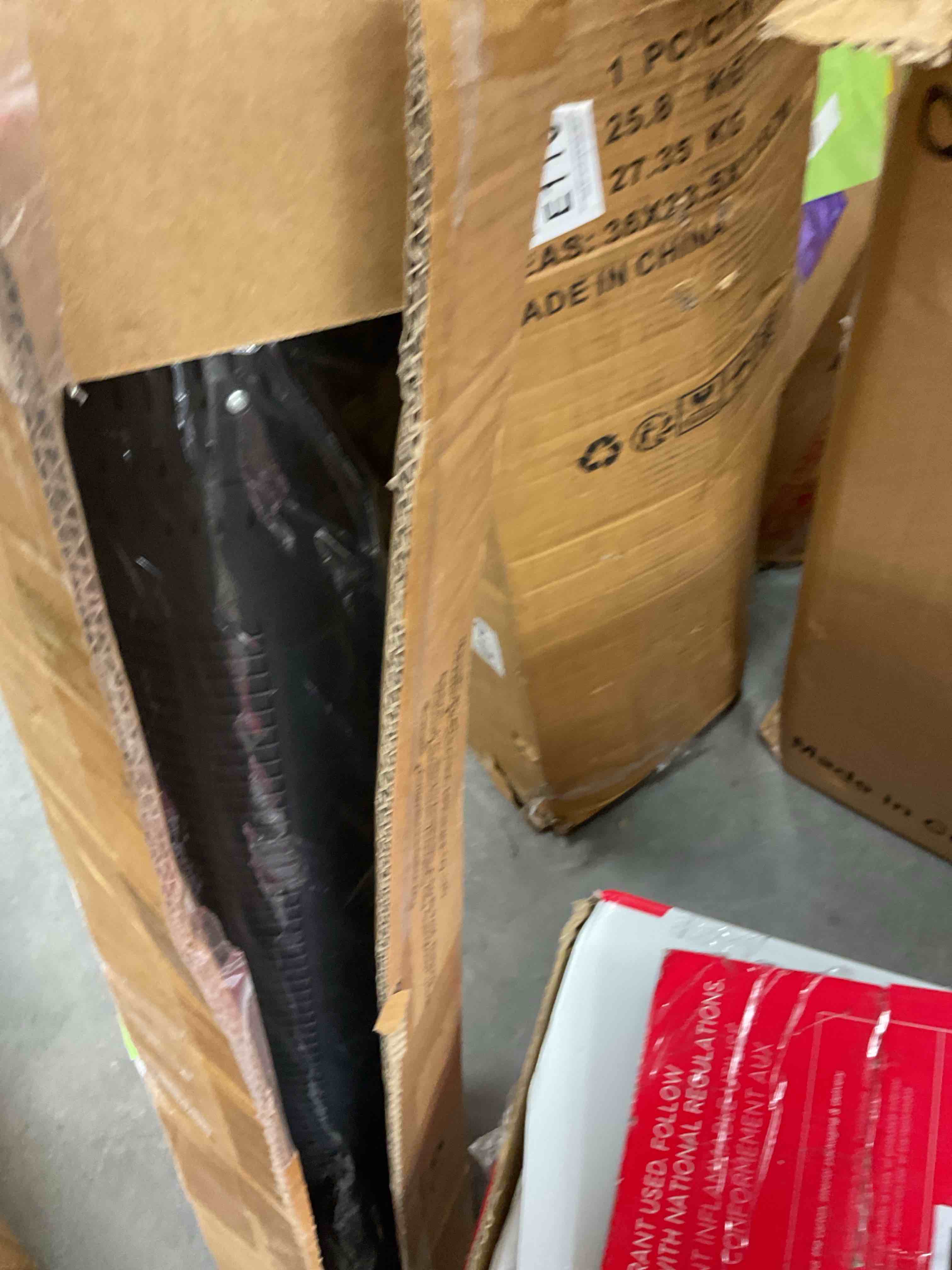 https://s3.amazonaws.com/lotting-images-prod/EmanualPiazza/PNK3447740_1753796149859.jpeg