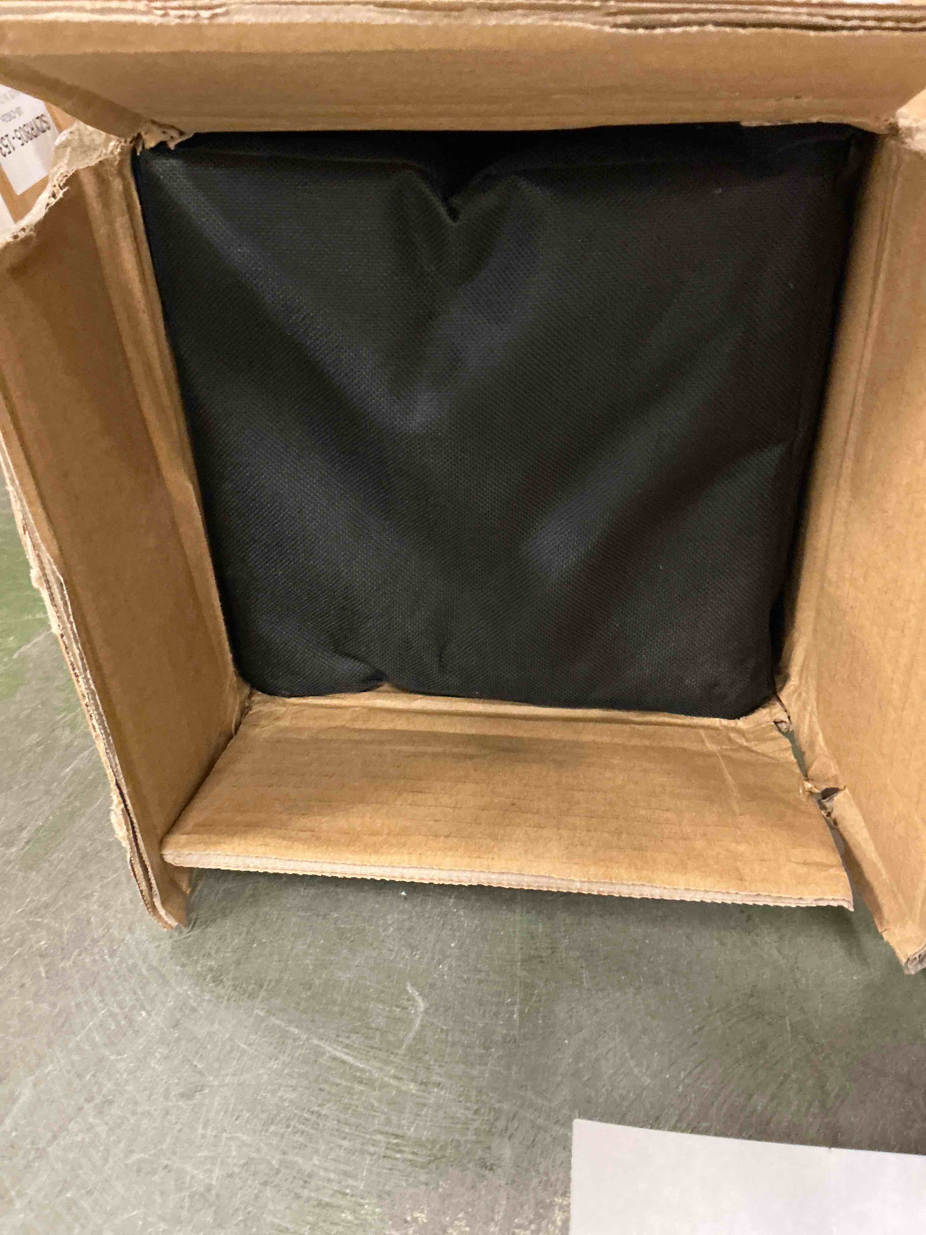 https://s3.amazonaws.com/lotting-images-prod/EmanualPiazza/PNK3447756_1753800913973.jpeg