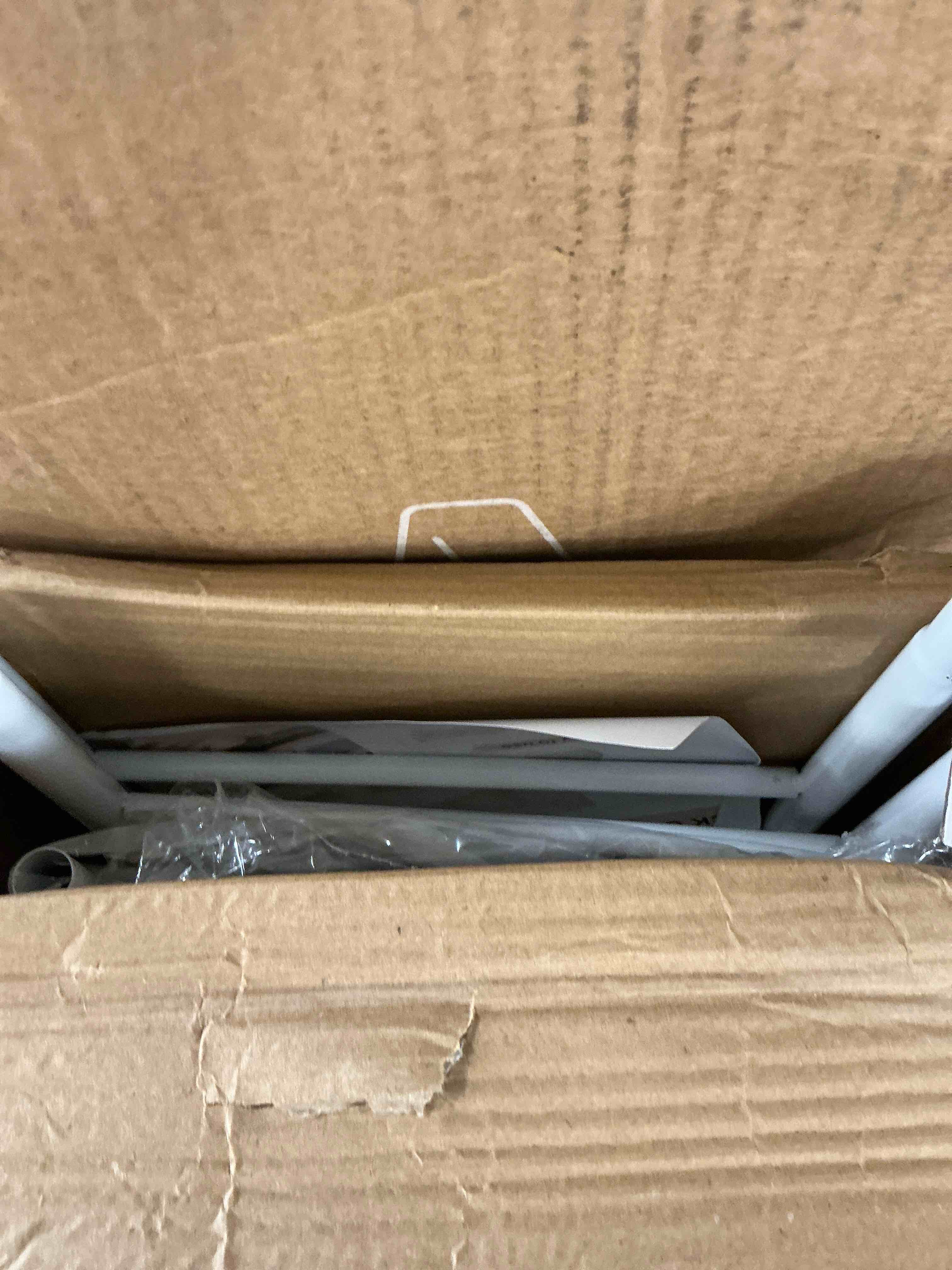 https://s3.amazonaws.com/lotting-images-prod/EmanualPiazza/PNK3447759_1753800646214.jpeg