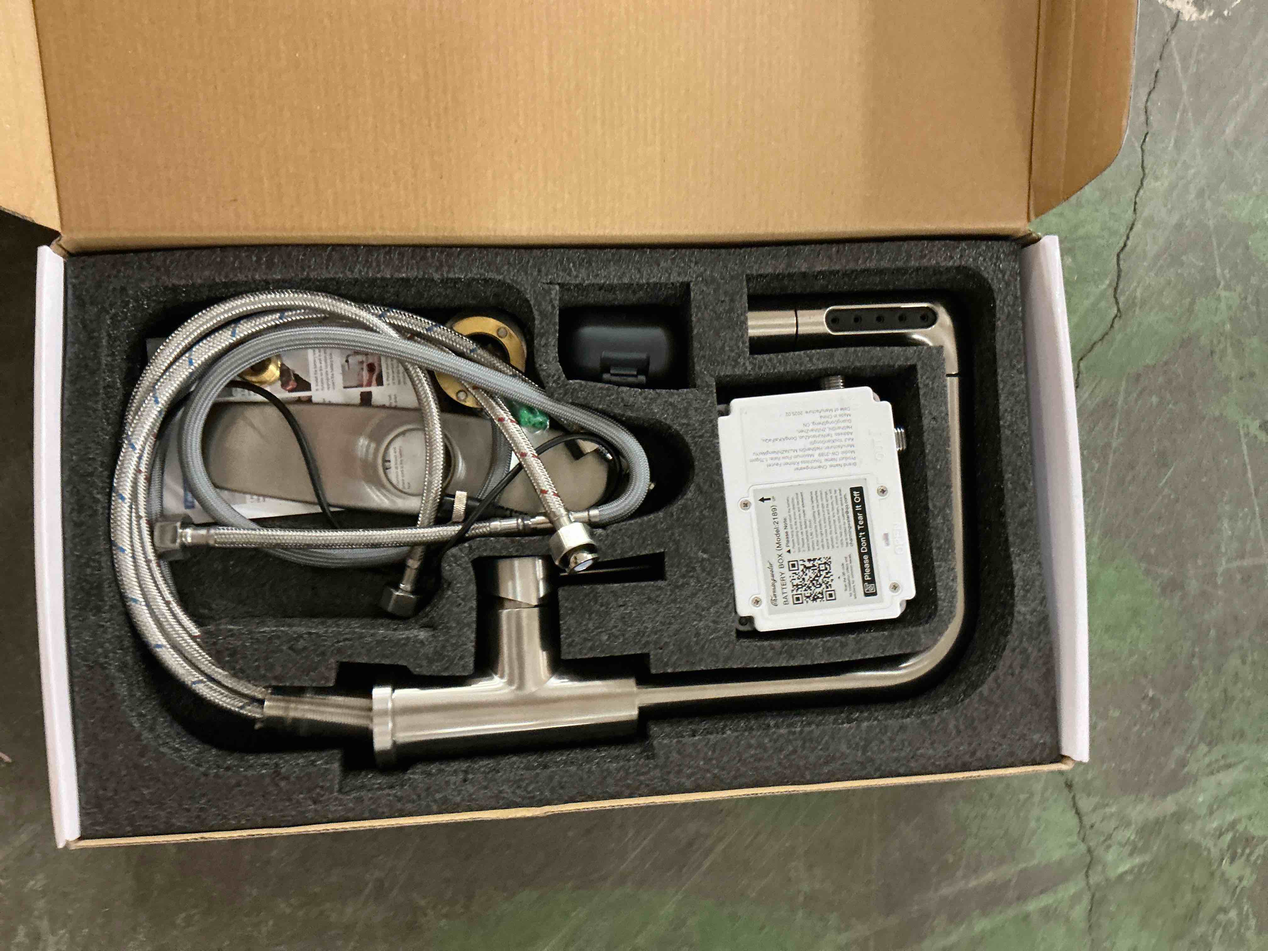 https://s3.amazonaws.com/lotting-images-prod/EmanualPiazza/PNK3447817_1753817758062.jpeg