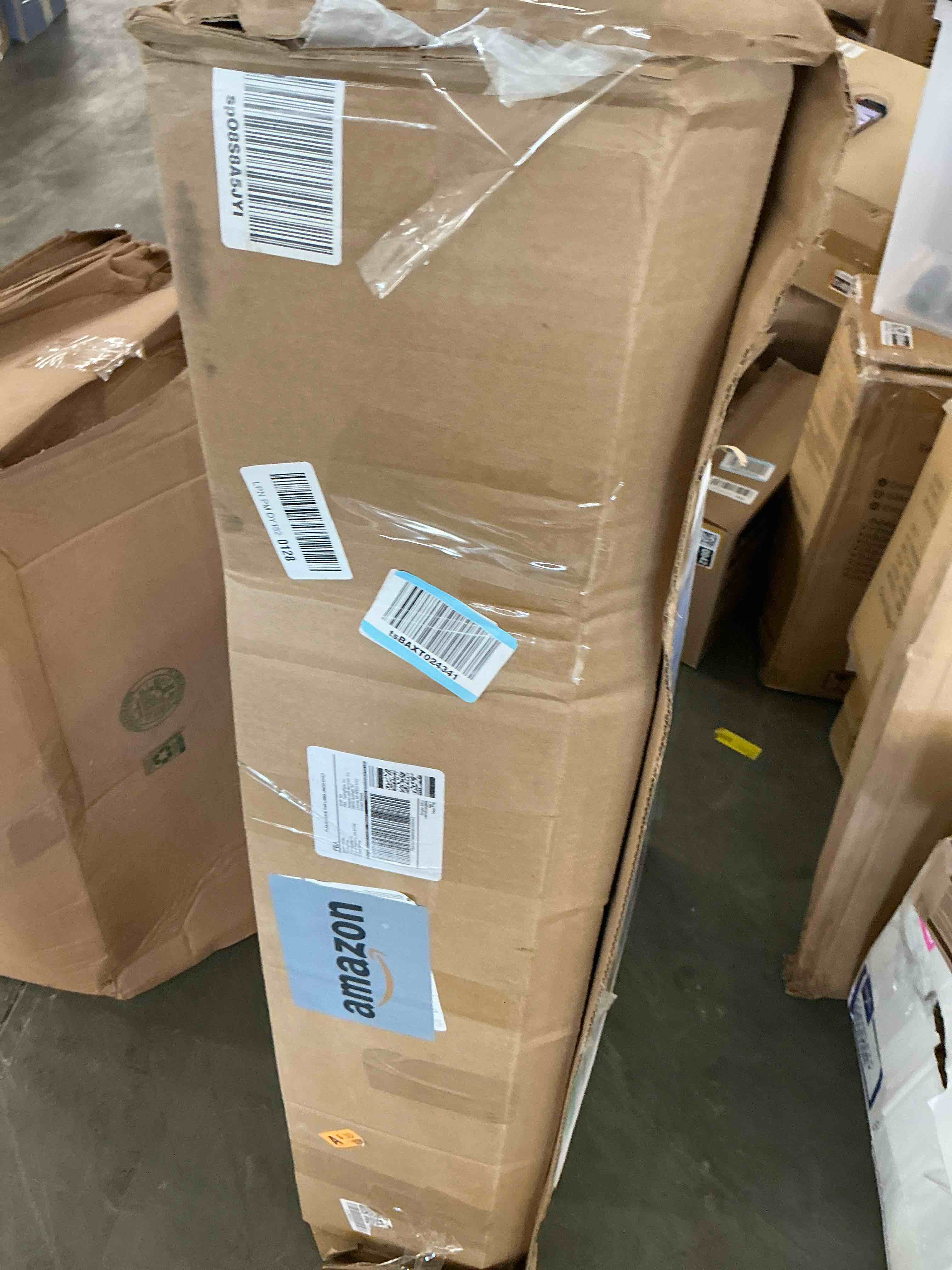 https://s3.amazonaws.com/lotting-images-prod/EmanualPiazza/PNK3447890_1753891214084.jpeg