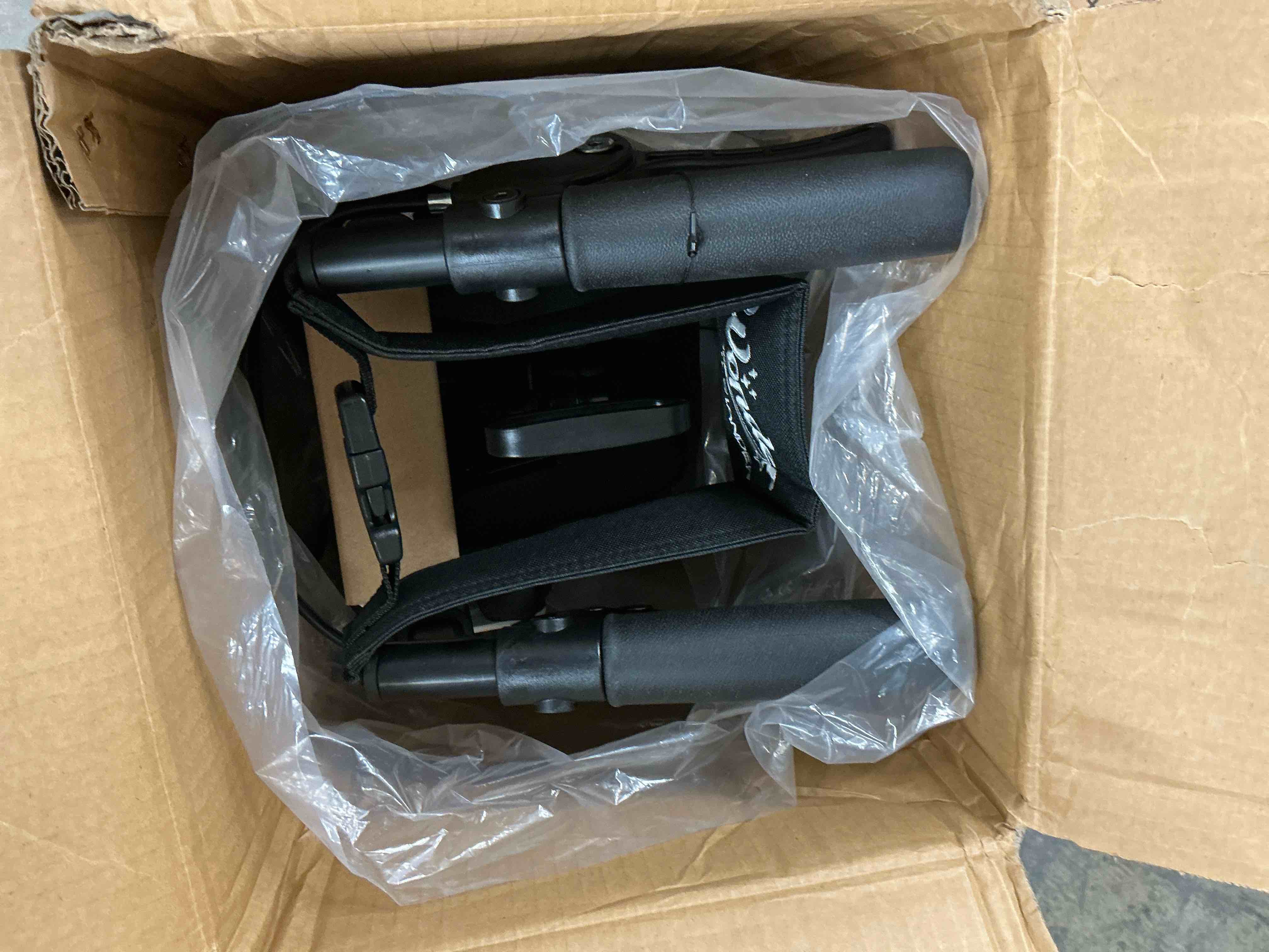 https://s3.amazonaws.com/lotting-images-prod/EmanualPiazza/PNK3447911_1753897935480.jpeg