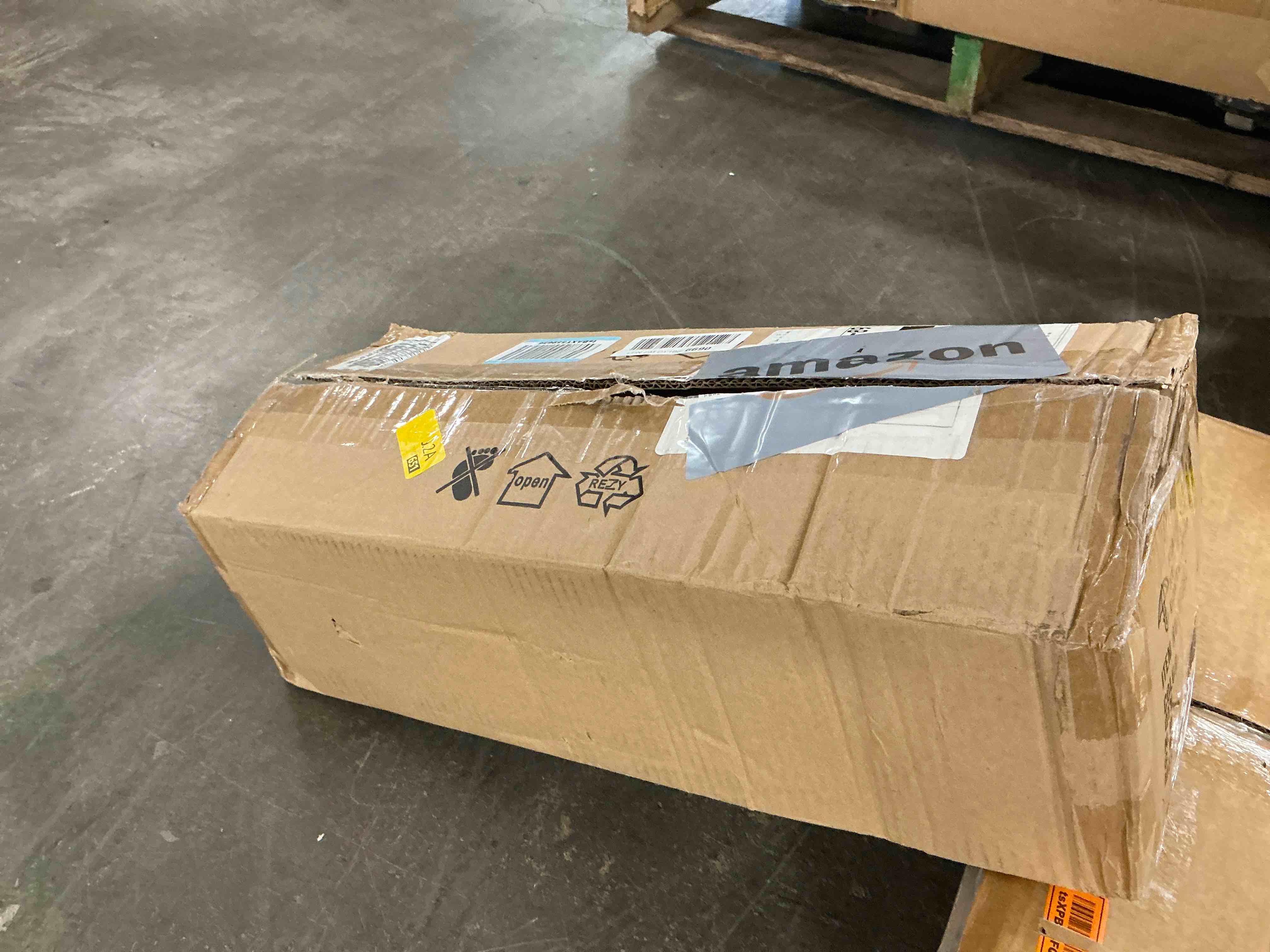 https://s3.amazonaws.com/lotting-images-prod/EmanualPiazza/PNK3447981_1754075645311.jpeg