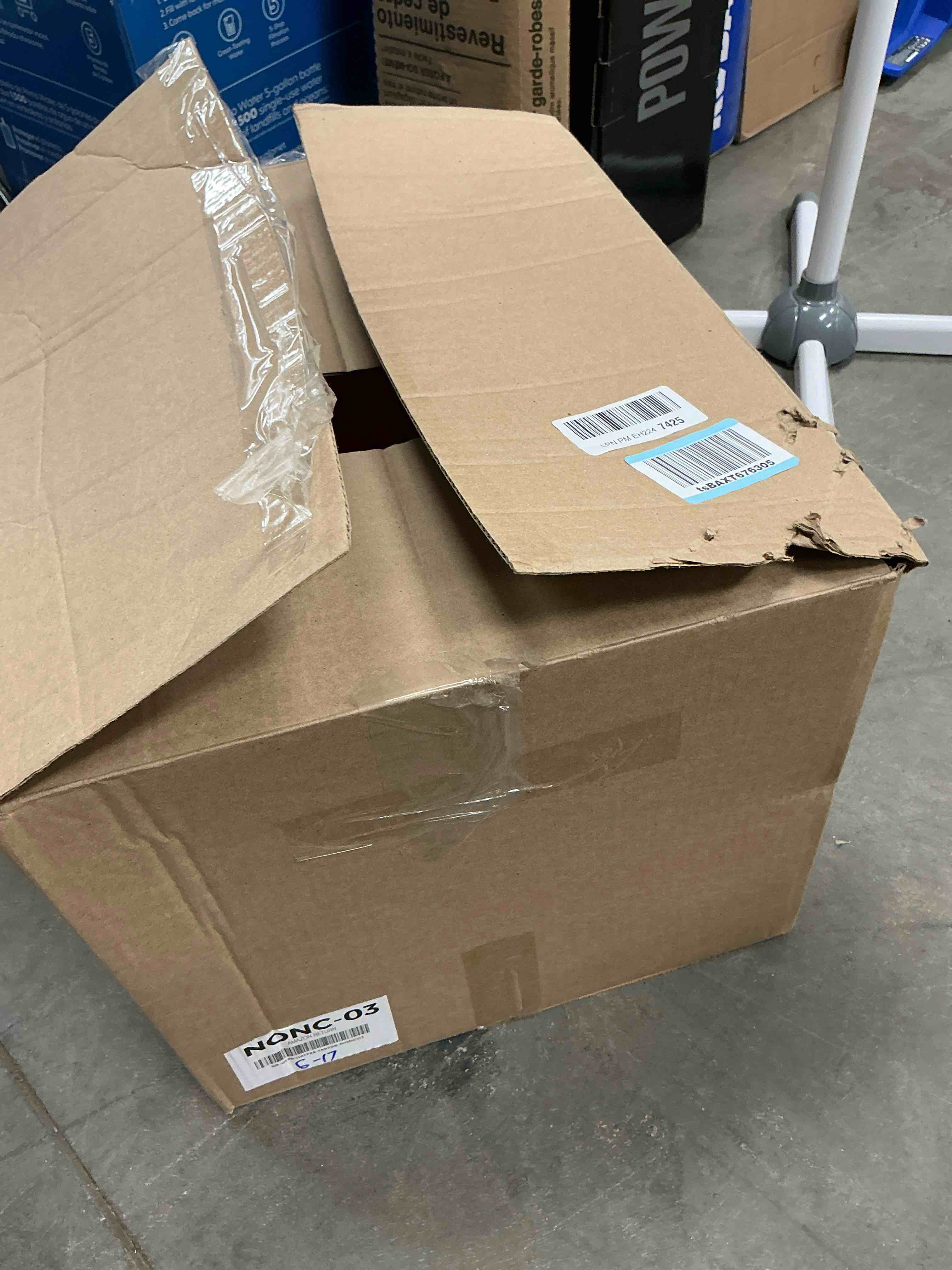 https://s3.amazonaws.com/lotting-images-prod/EmanualPiazza/PNK3448000_1754072517505.jpeg