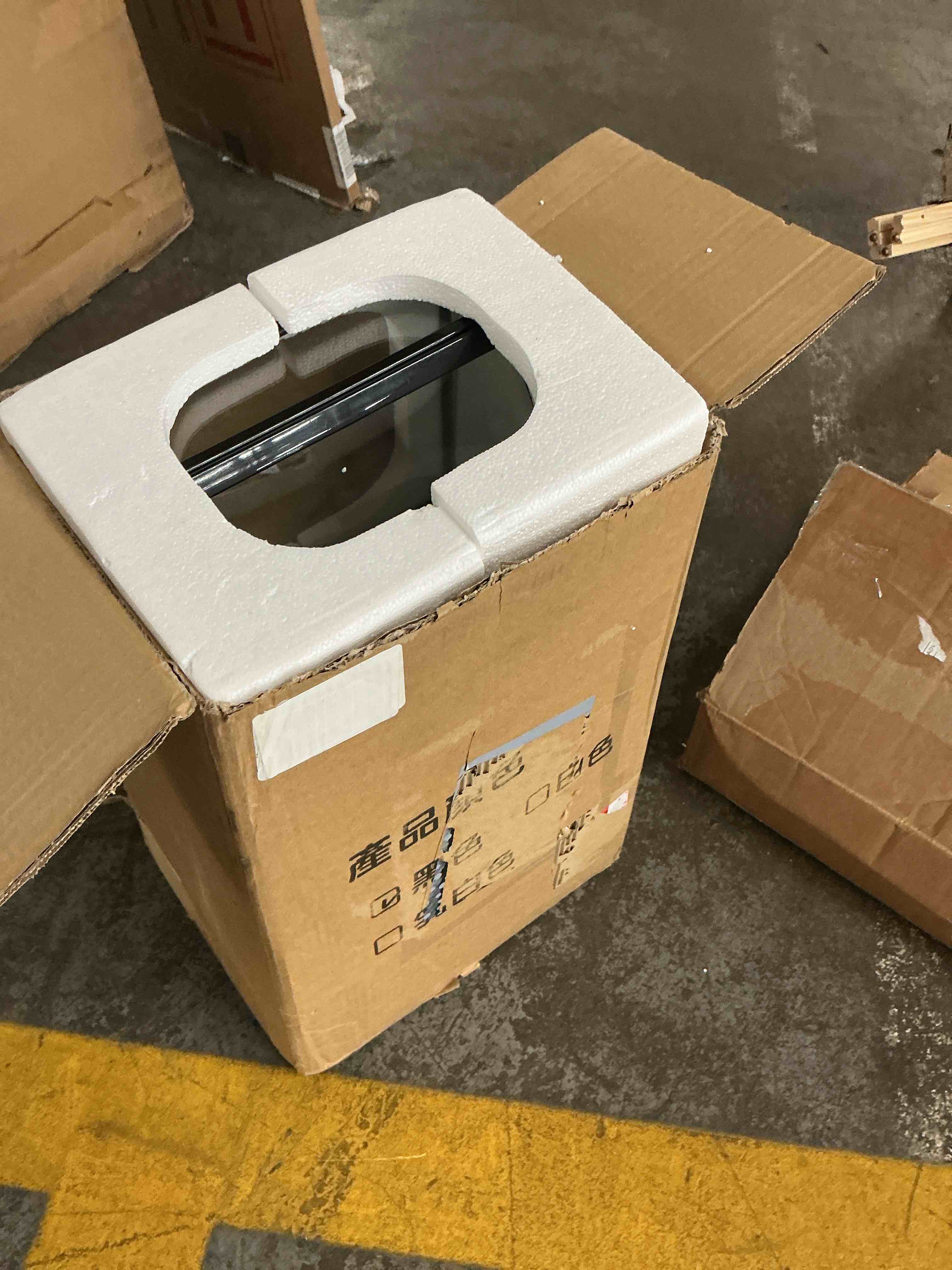 https://s3.amazonaws.com/lotting-images-prod/EmanualPiazza/PNK3860005_1777387836401.jpeg
