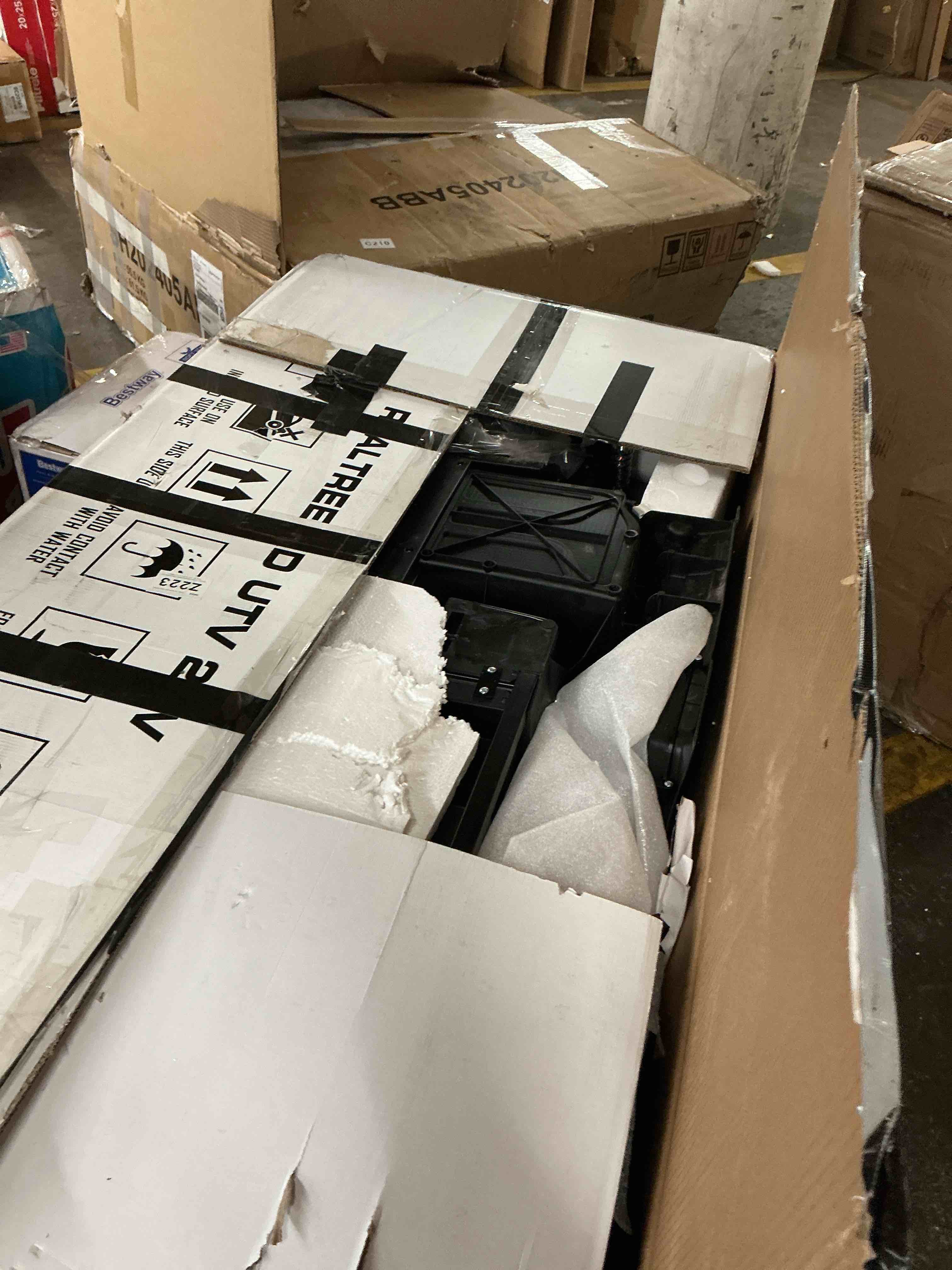 https://s3.amazonaws.com/lotting-images-prod/EmanualPiazza/PNK3860189_1777399294349.jpeg