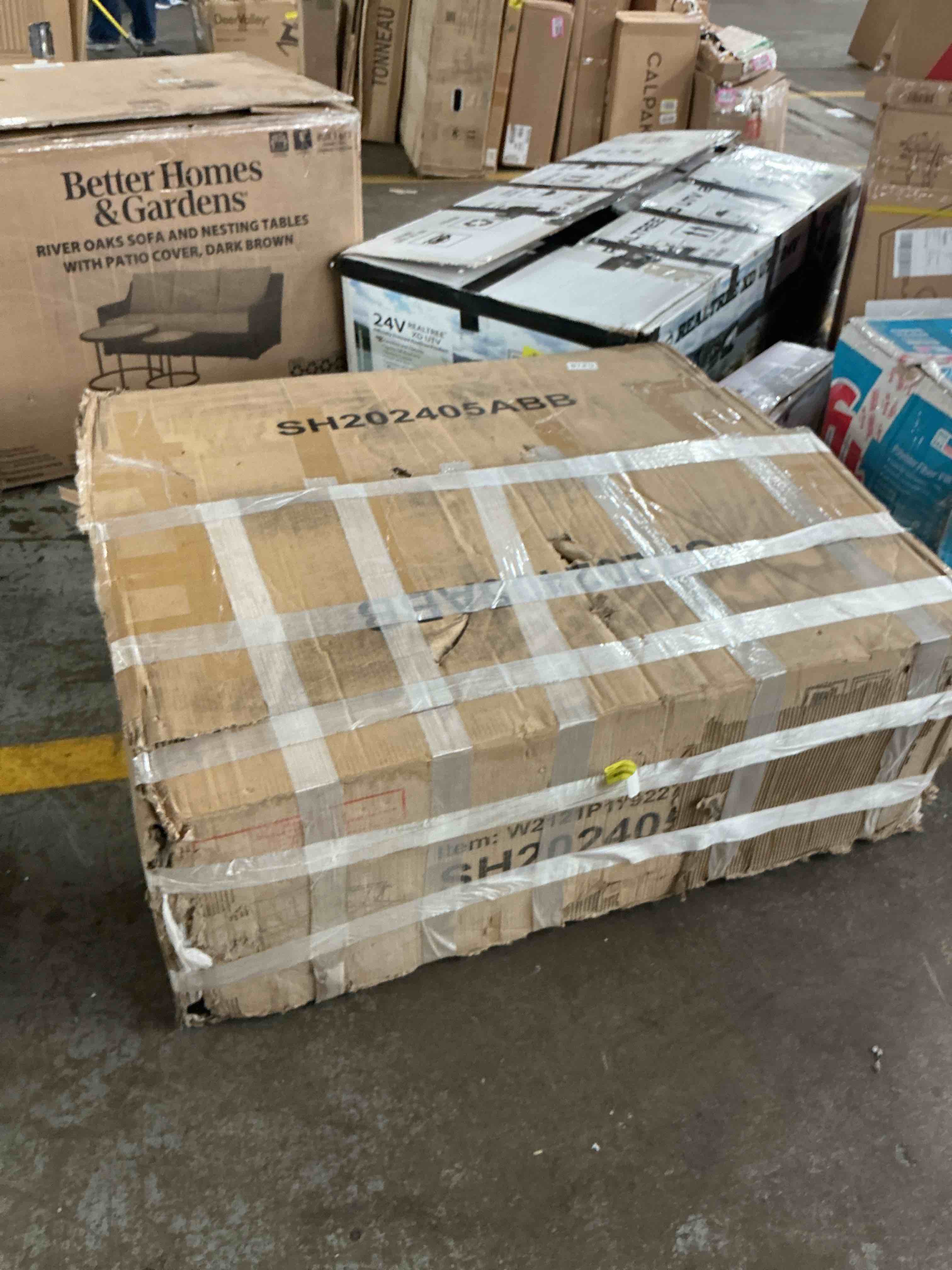 https://s3.amazonaws.com/lotting-images-prod/EmanualPiazza/PNK3860190_1777398776818.jpeg
