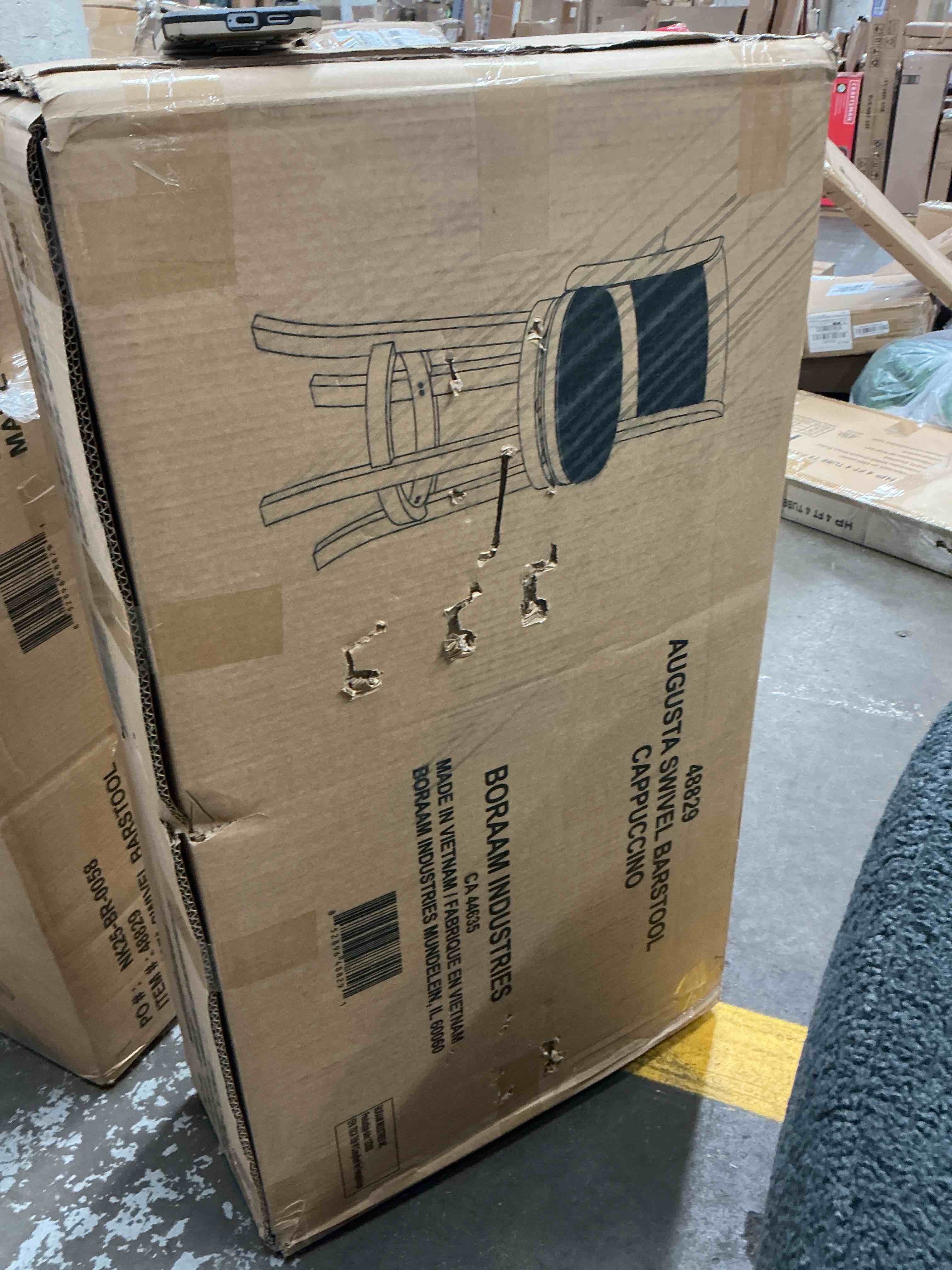 https://s3.amazonaws.com/lotting-images-prod/EmanualPiazza/PNK3860208_1777395620430.jpeg