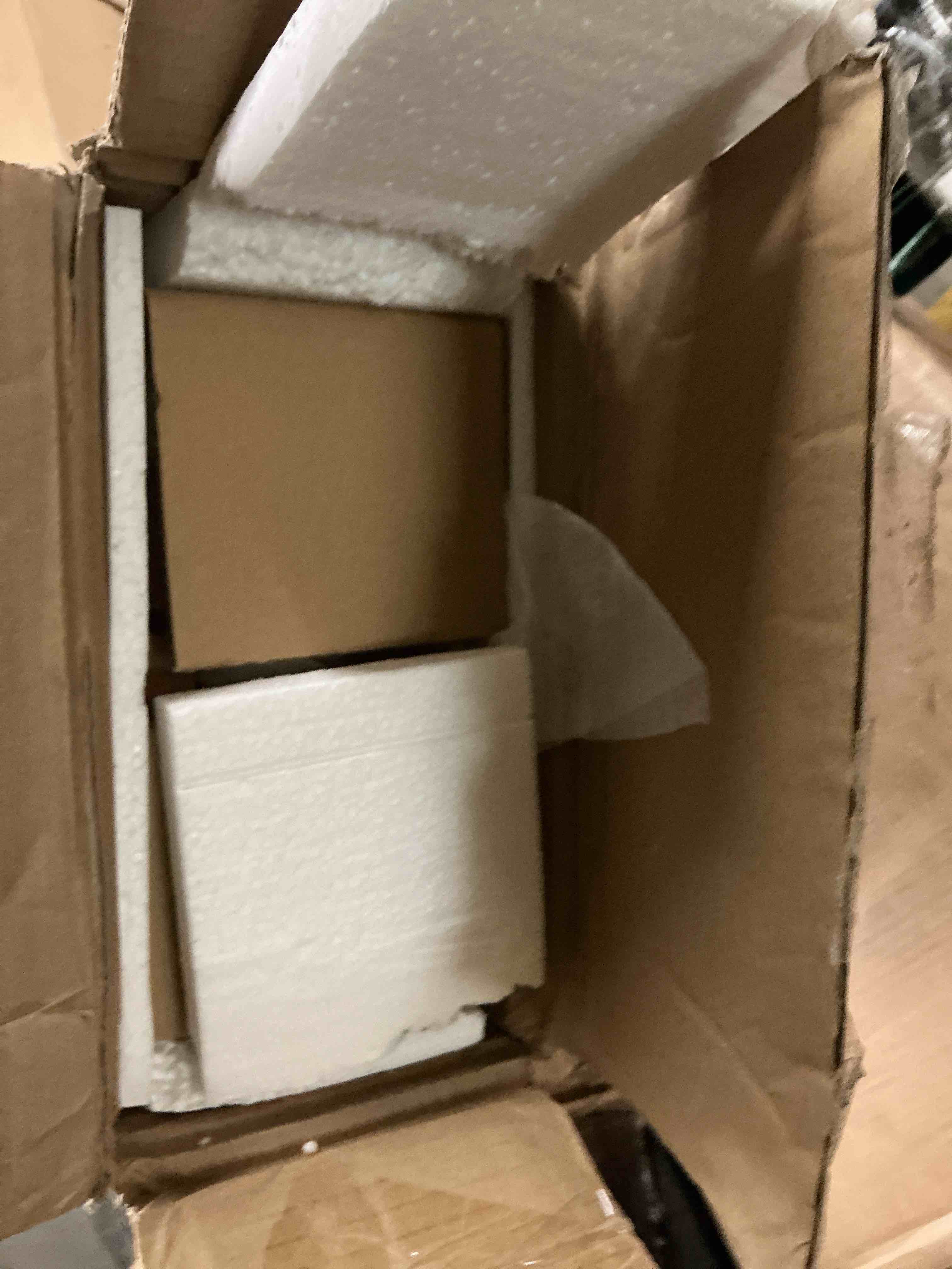 https://s3.amazonaws.com/lotting-images-prod/EmanualPiazza/PNK3860277_1777557660439.jpeg