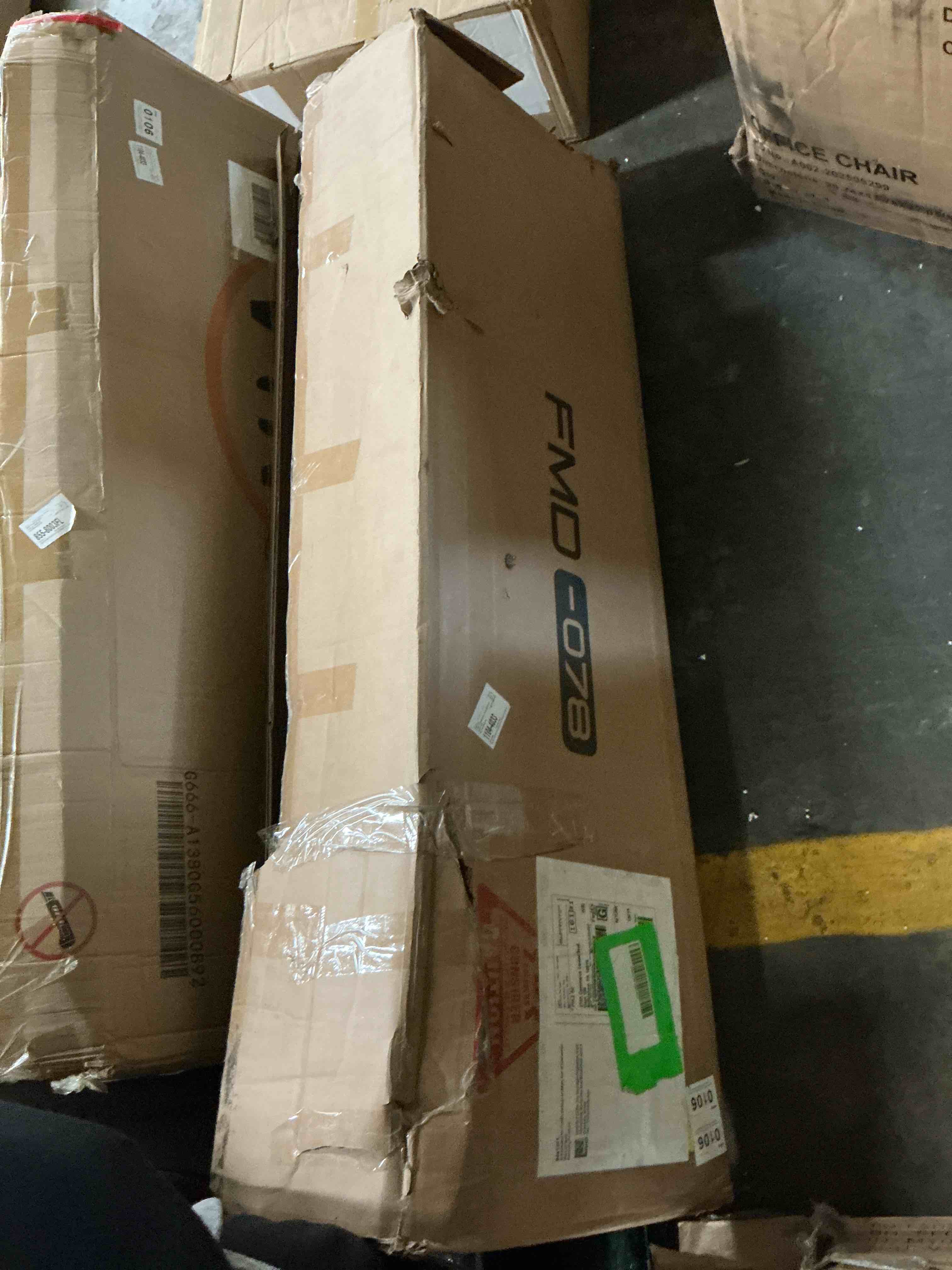 https://s3.amazonaws.com/lotting-images-prod/EmanualPiazza/PNK3860290_1777562577680.jpeg