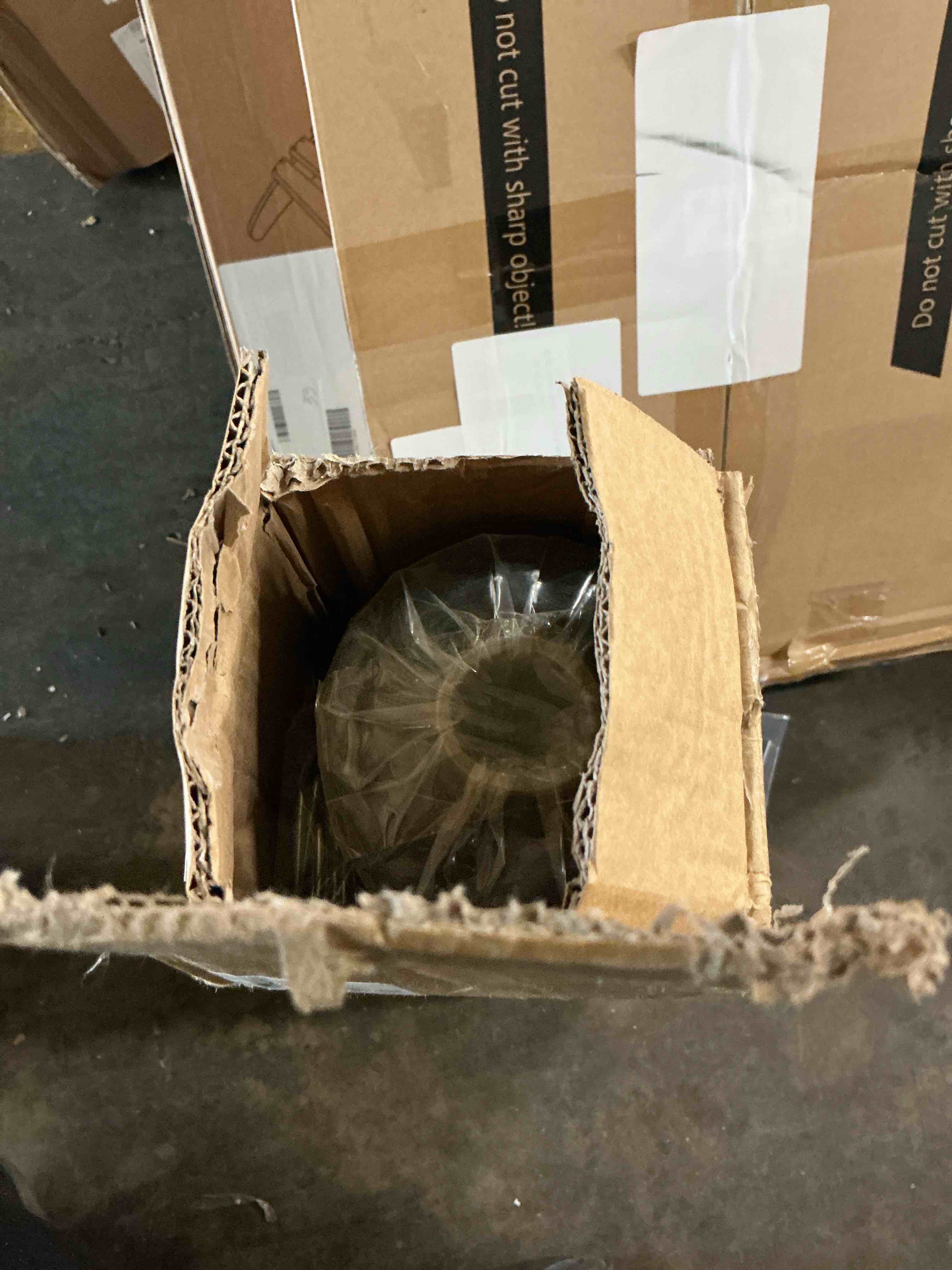 https://s3.amazonaws.com/lotting-images-prod/EmanualPiazza/PNK3860293_1777563225658.jpeg